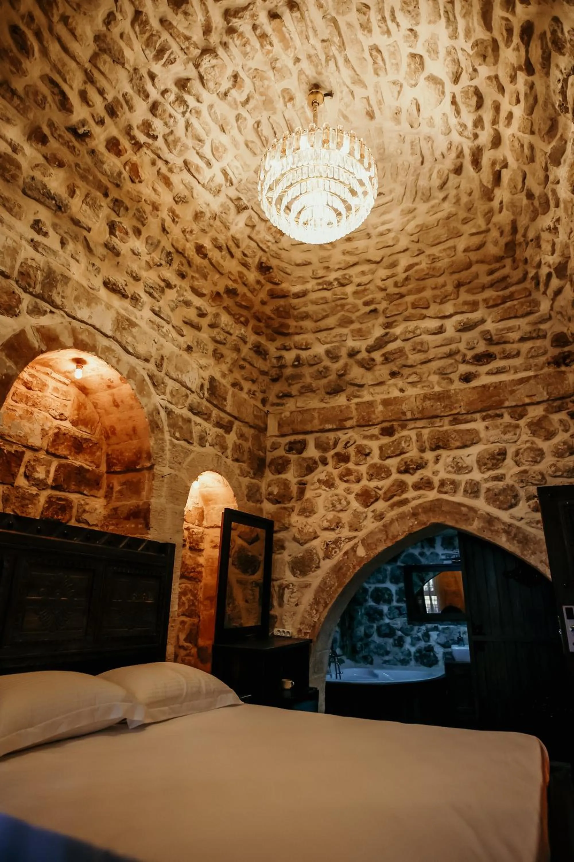 Bed in Minessa Konağı