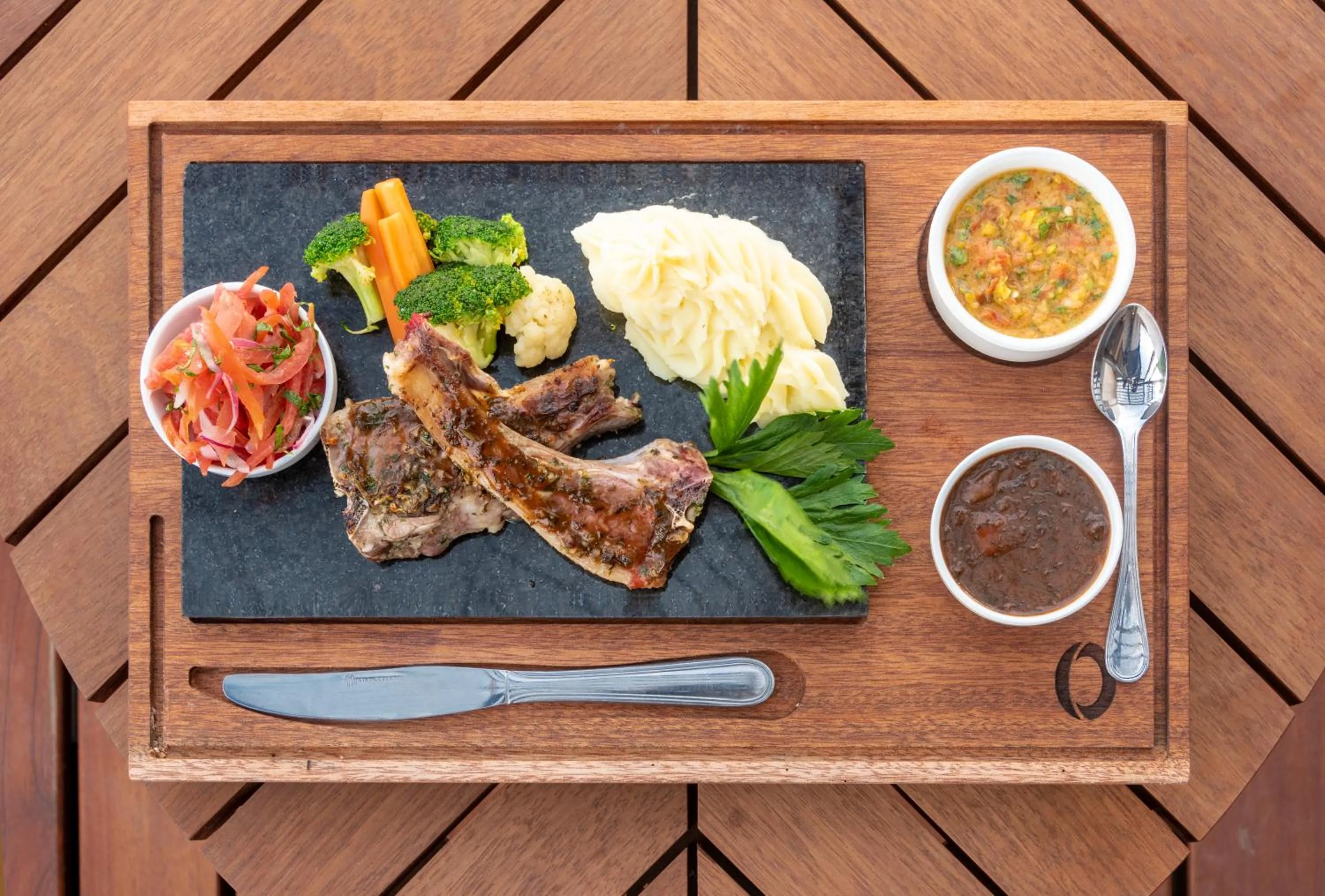 Restaurant/places to eat in Okash City Boutique Hotel