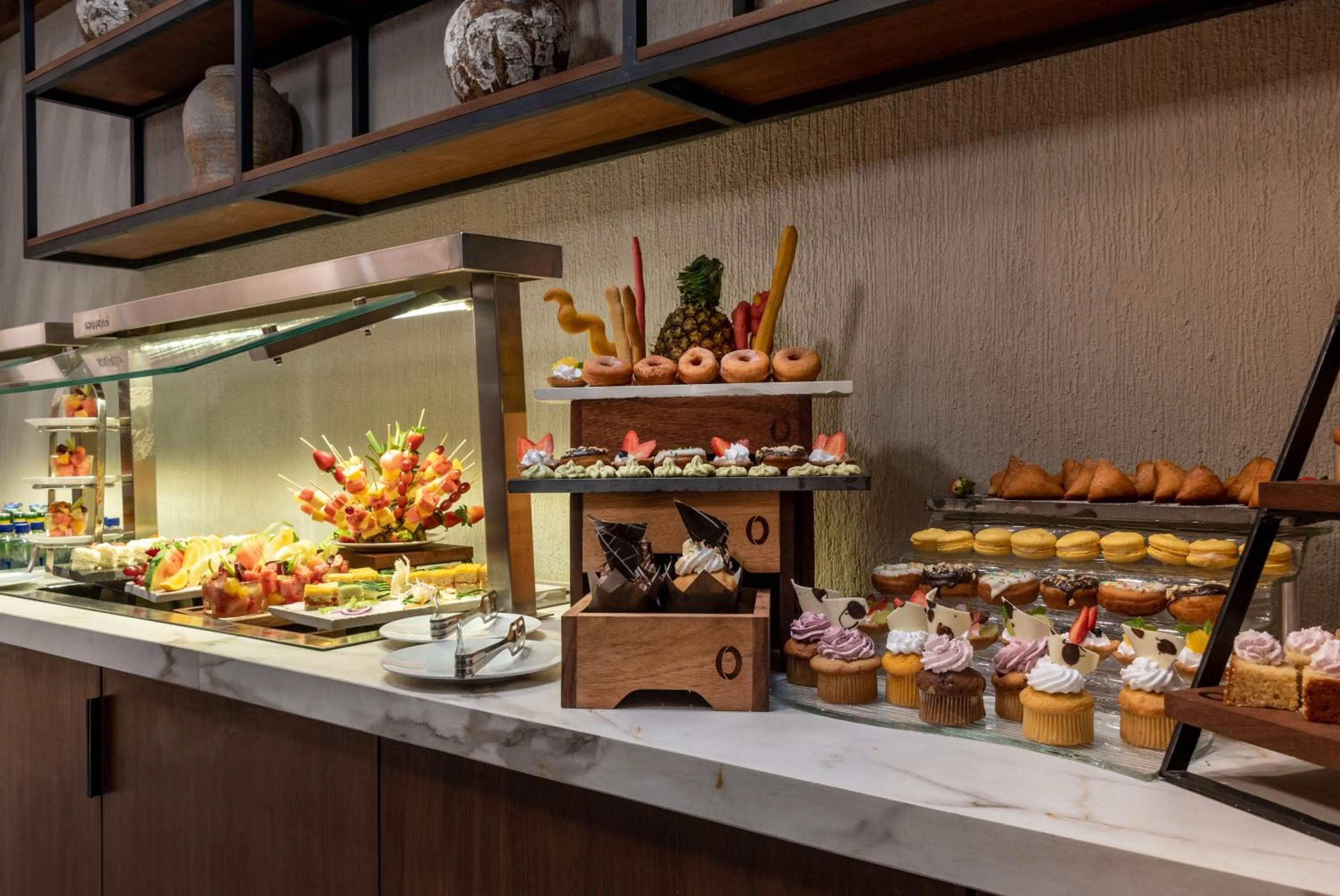 Restaurant/places to eat in Okash City Boutique Hotel