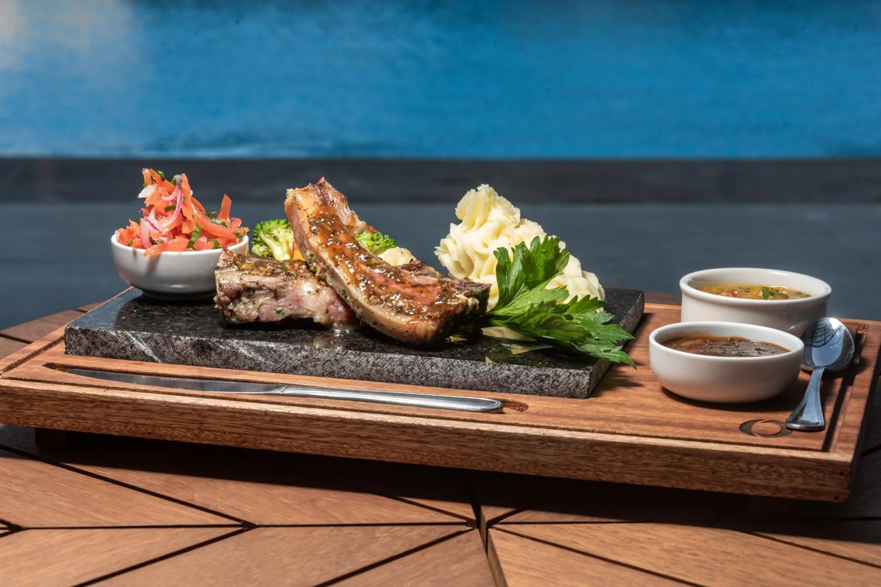 Restaurant/places to eat in Okash City Boutique Hotel