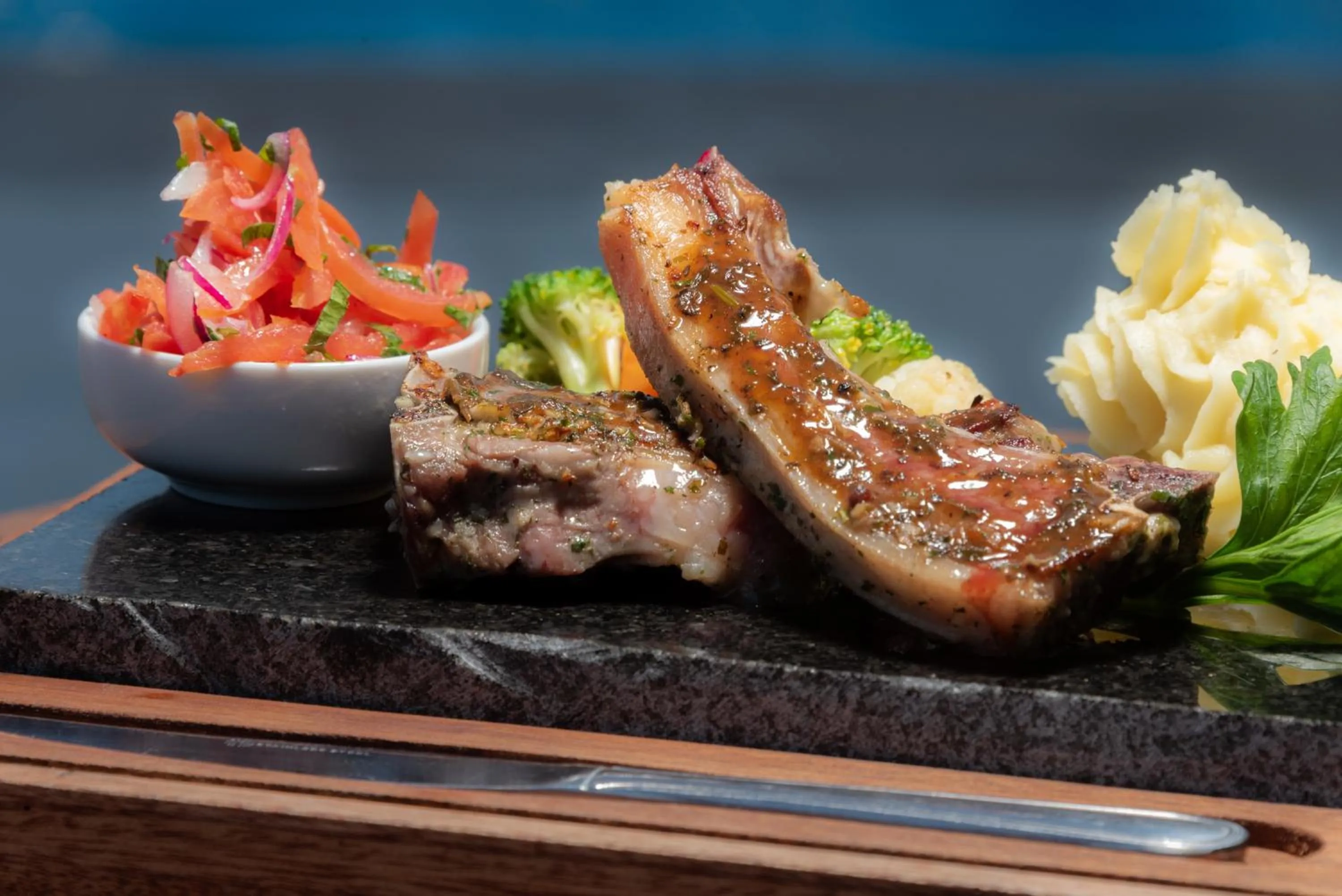 Restaurant/places to eat in Okash City Boutique Hotel