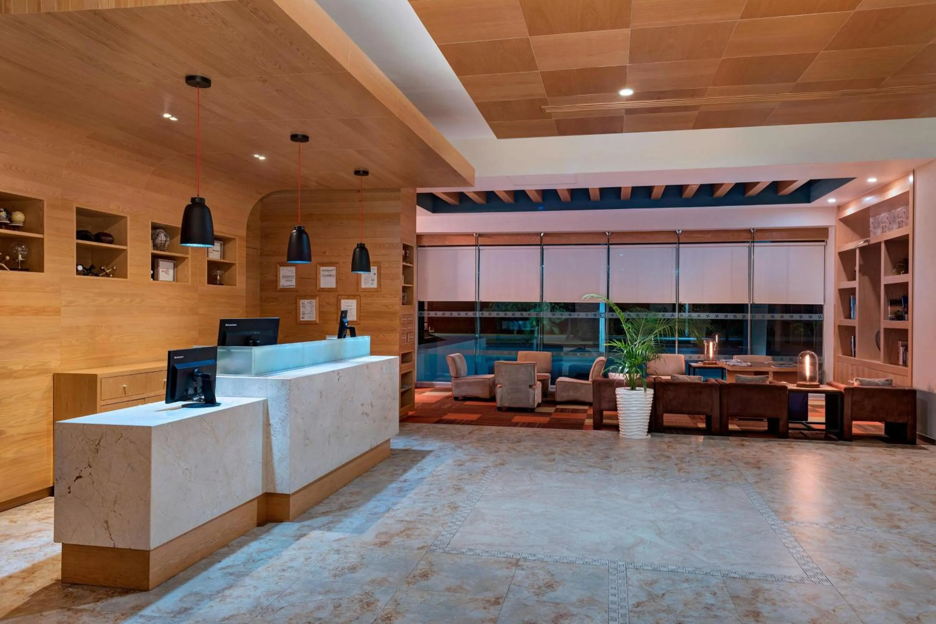 Lobby or reception in Four Points by Sheraton Cancun Centro