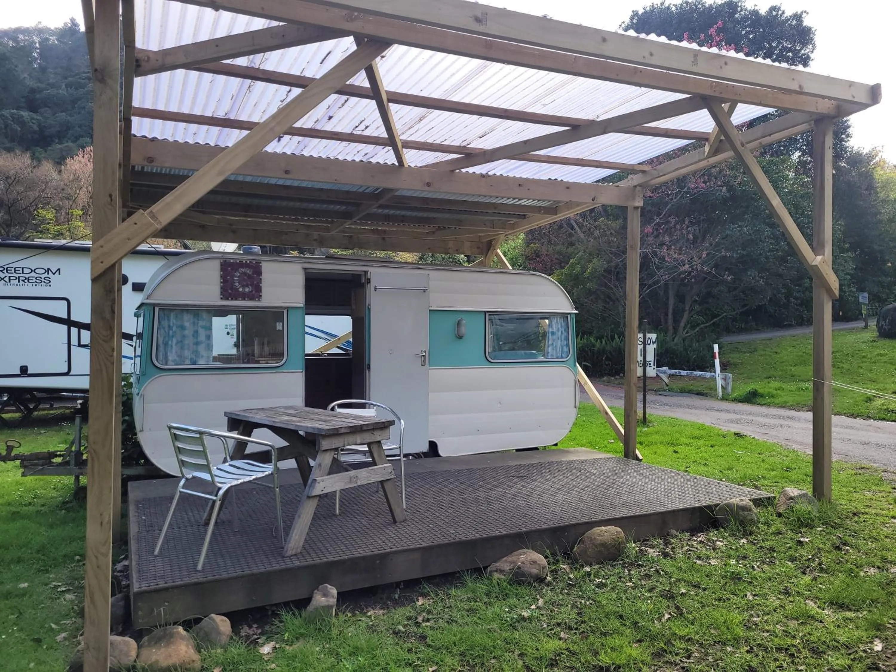 Spring in Dickson Holiday Park