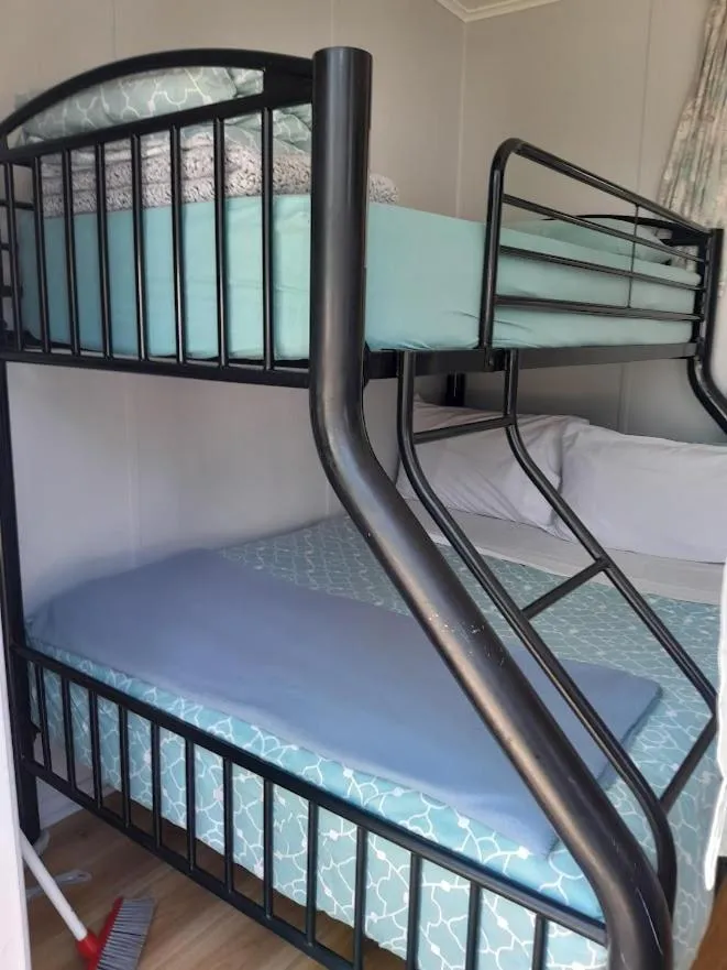 bunk bed, Bed in Dickson Holiday Park