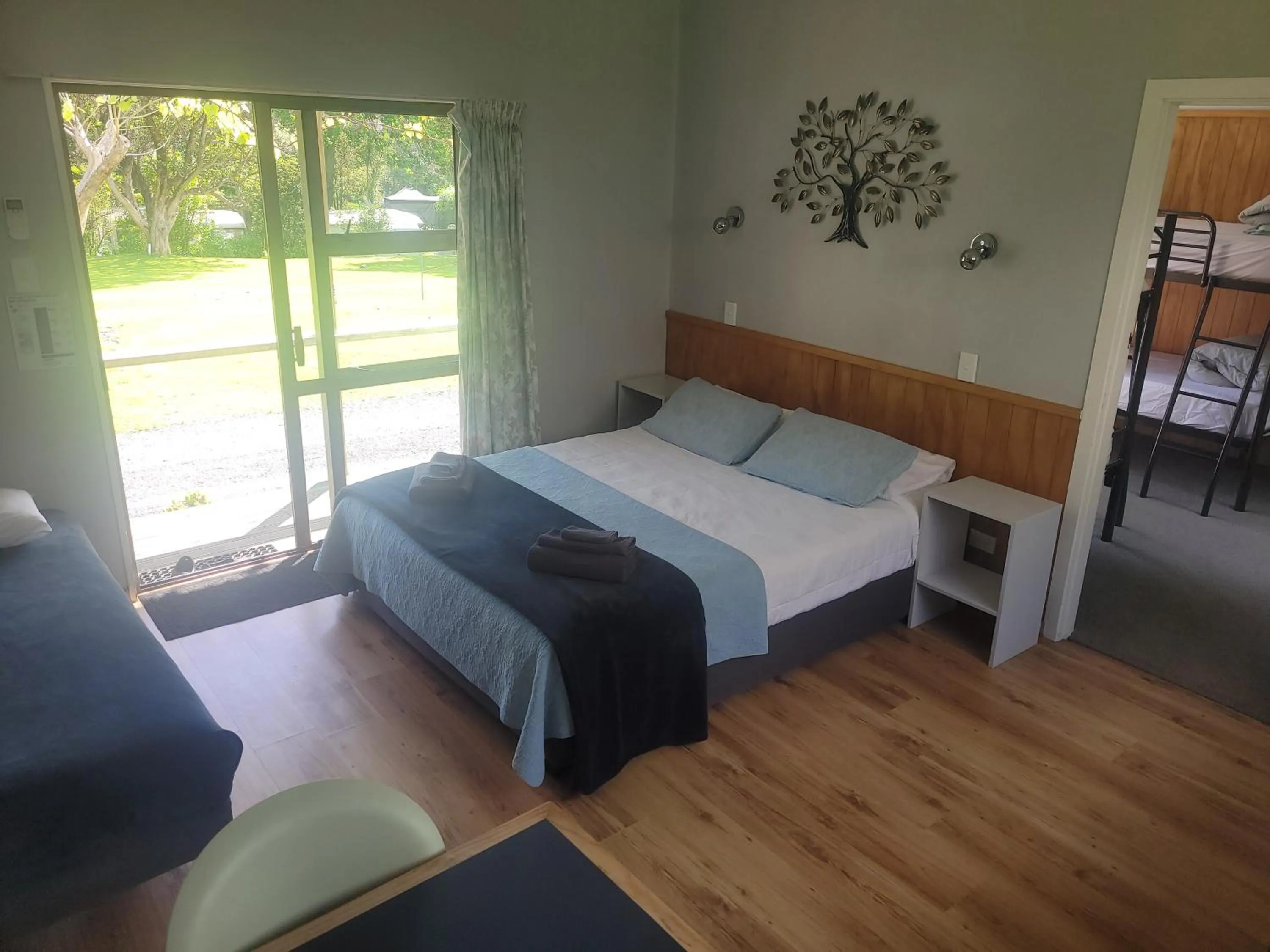 Bed in Dickson Holiday Park