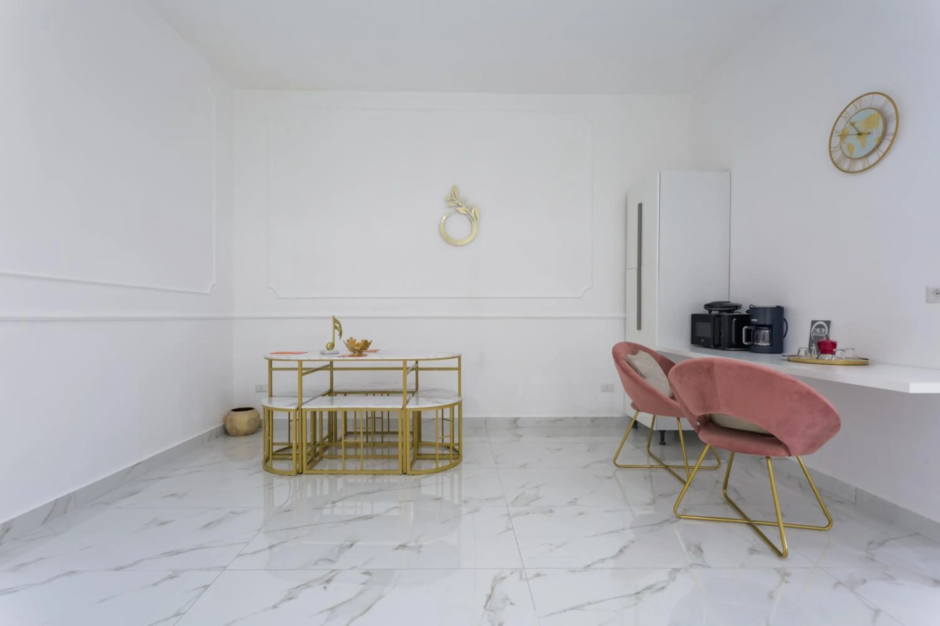 Golden Suites by Dimorra