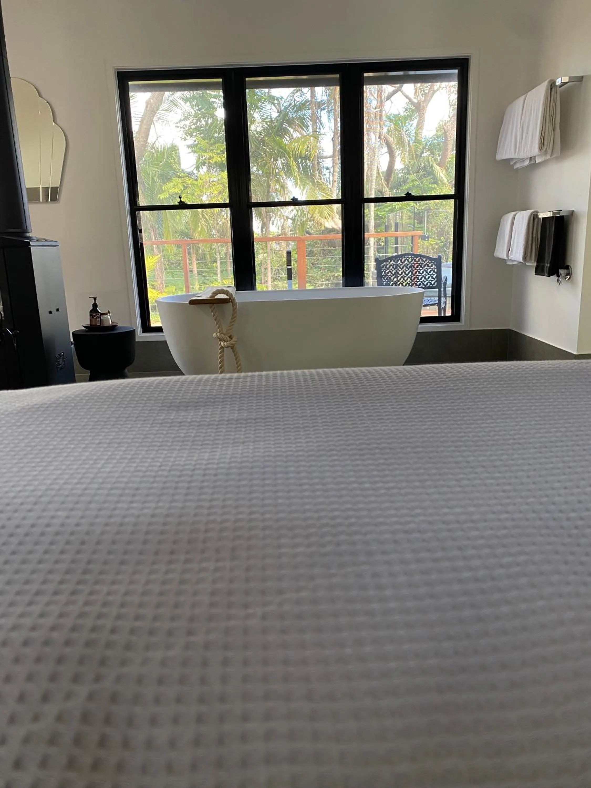 Bed in Montville Misty View Cottages