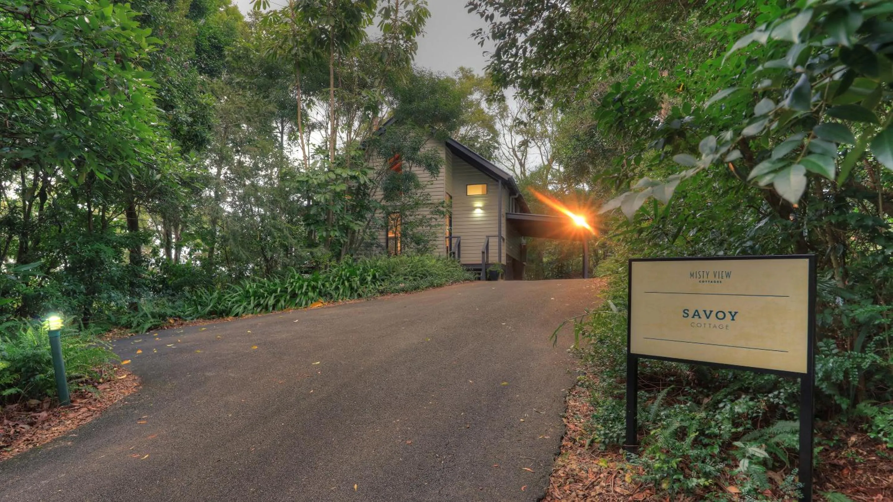 Property building in Montville Misty View Cottages