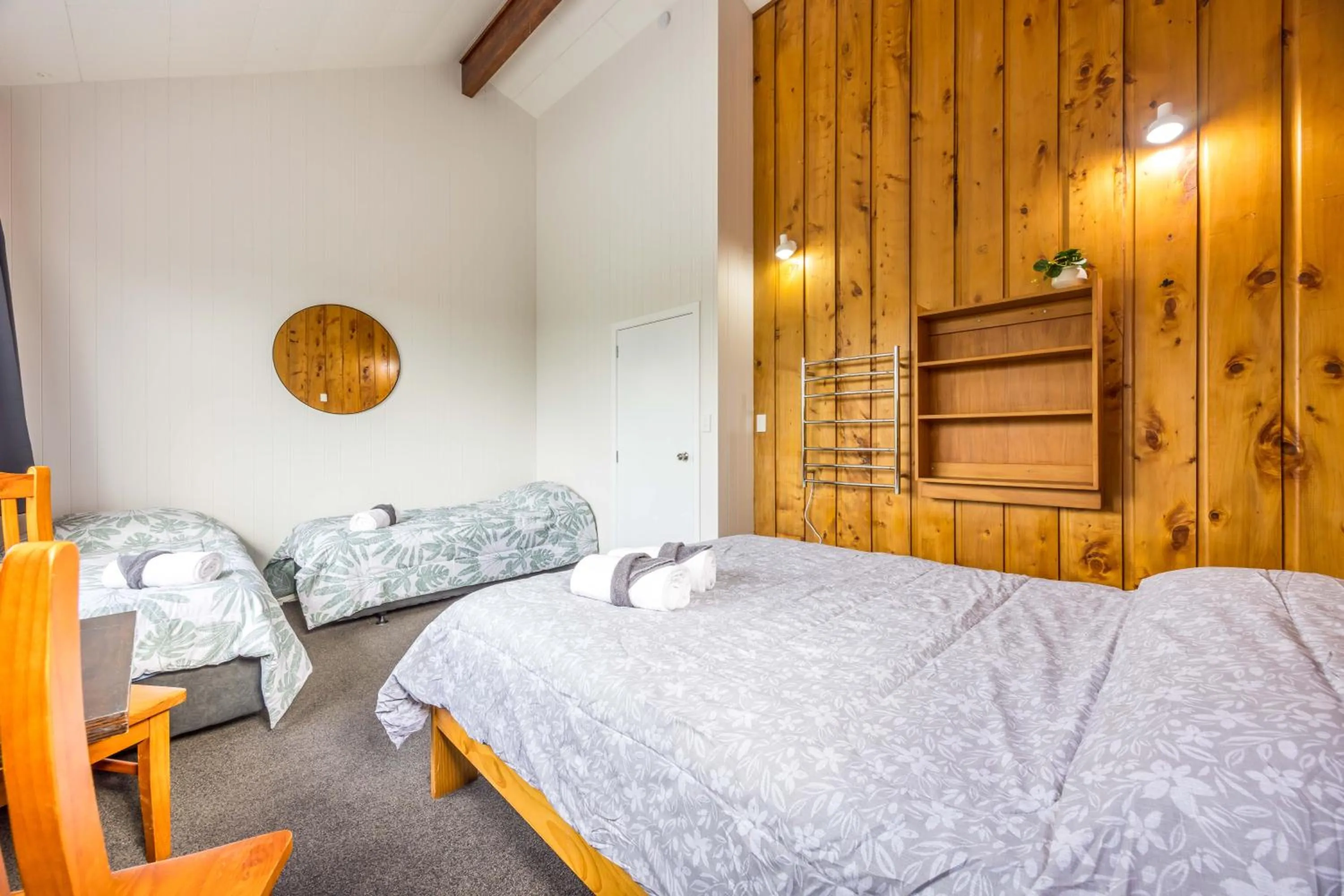 Bed in Sun Valley Motel