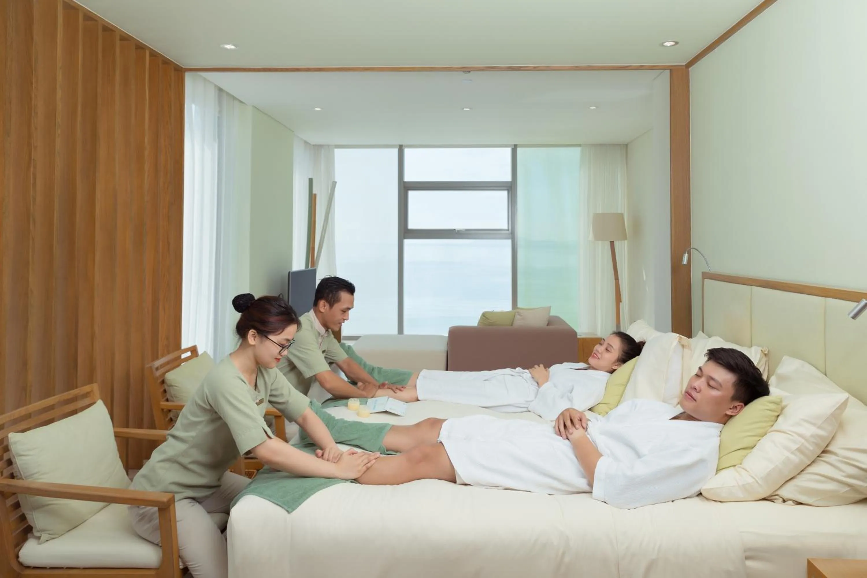 Massage, Bed in Fusion Suites Da Nang