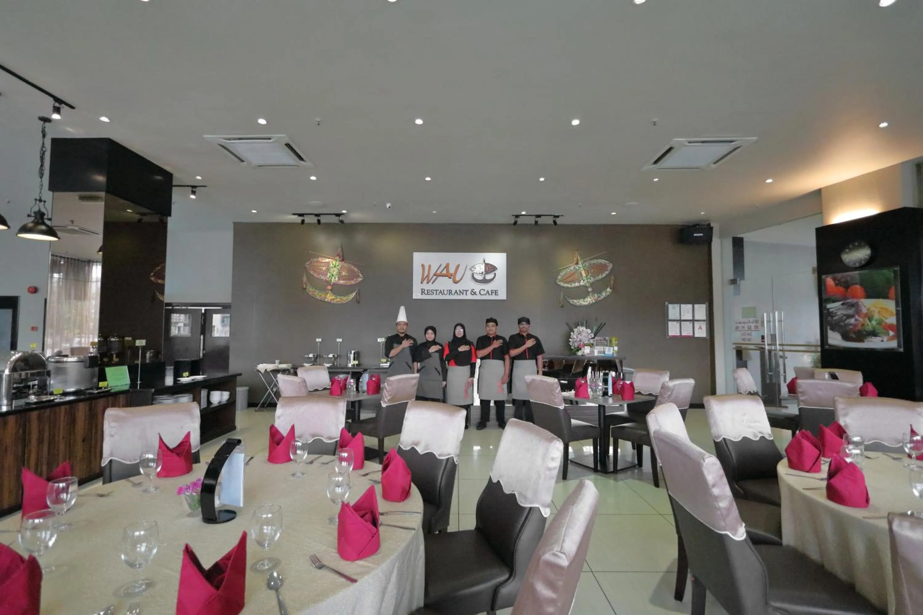 Restaurant/places to eat in The Guest Hotel & Spa