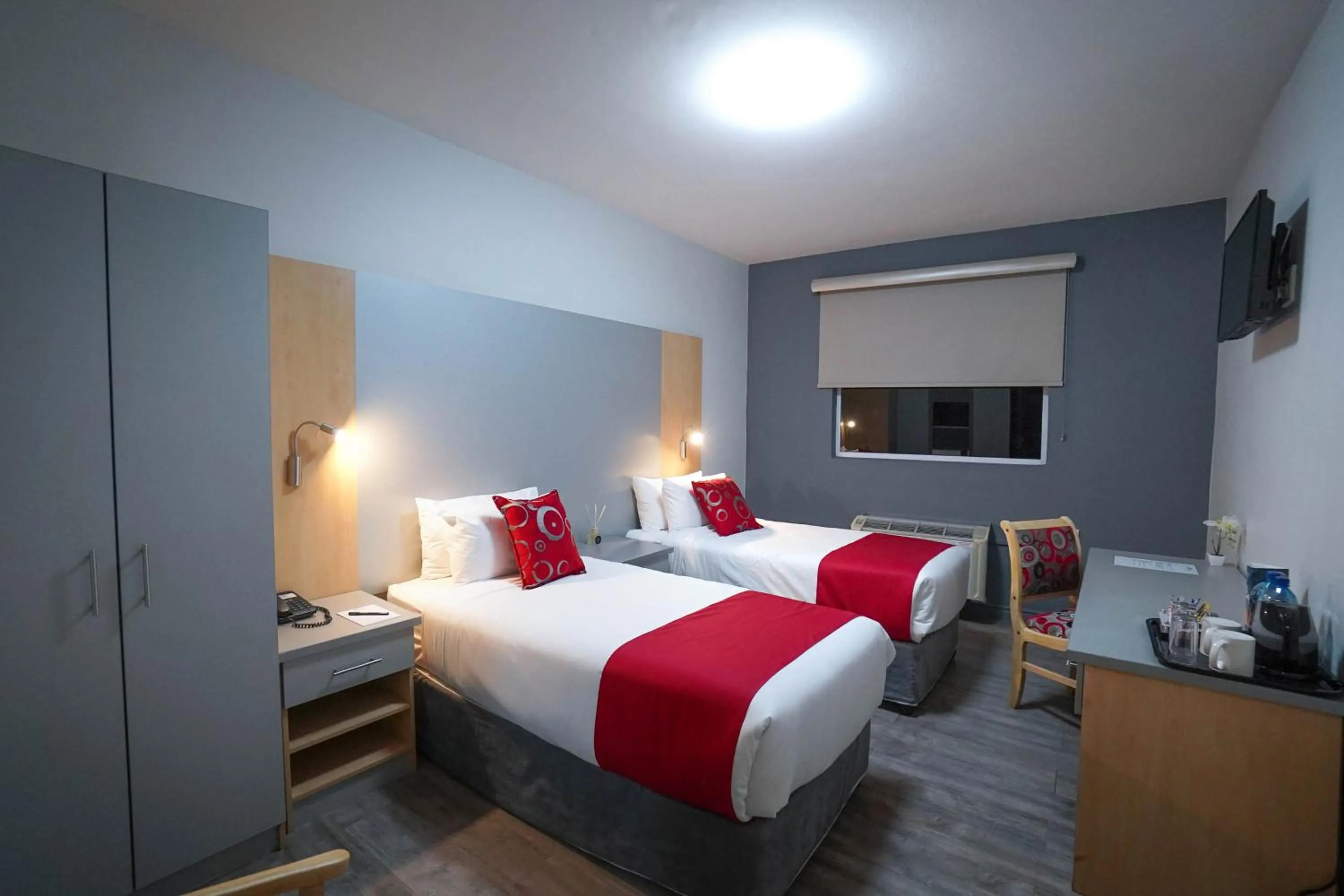 Bedroom, Bed in Inani Hotel Gallagher