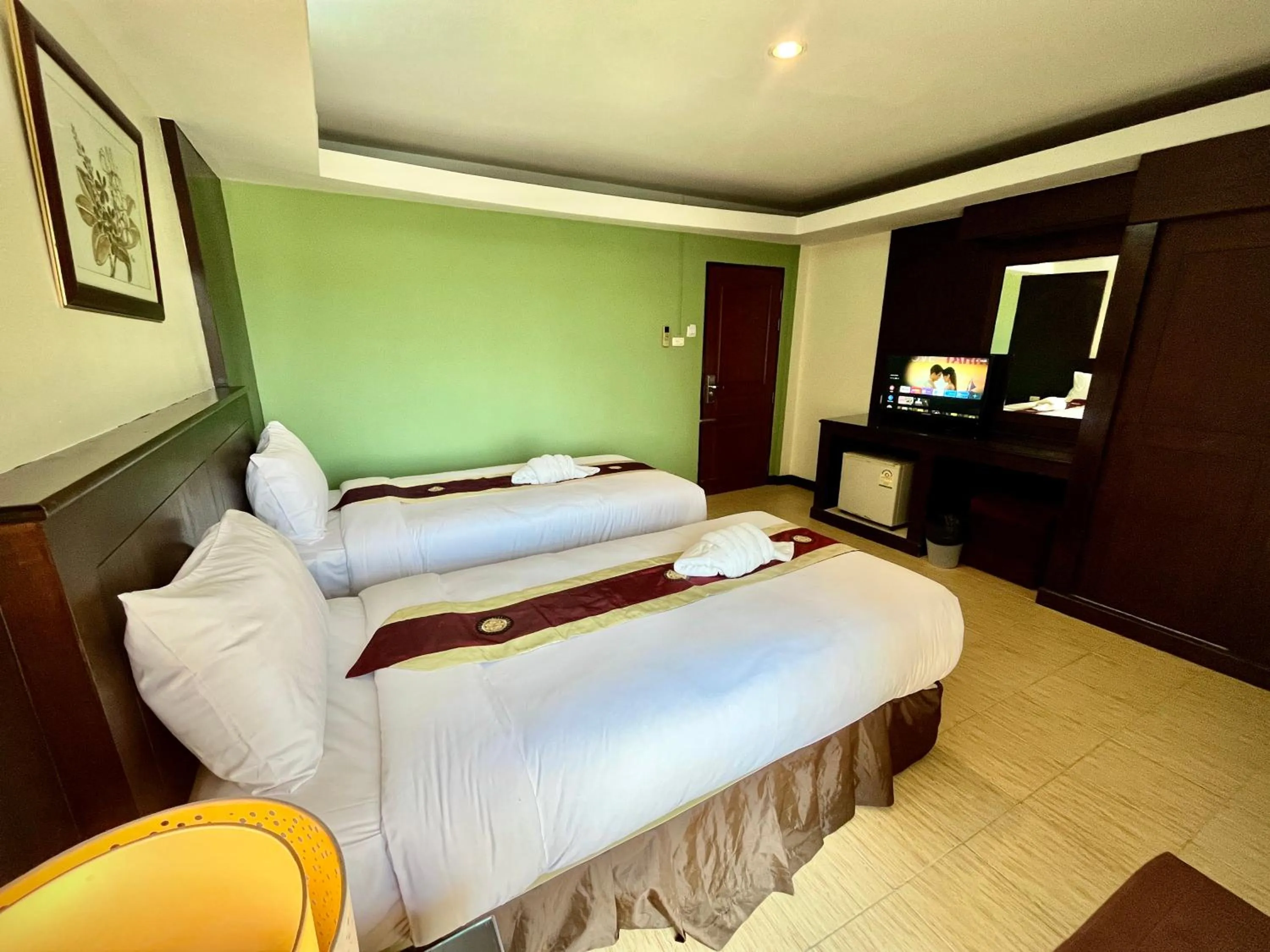 Bed in The Atnal Lanta Budget and Eco Friendly hotel in Koh Lanta