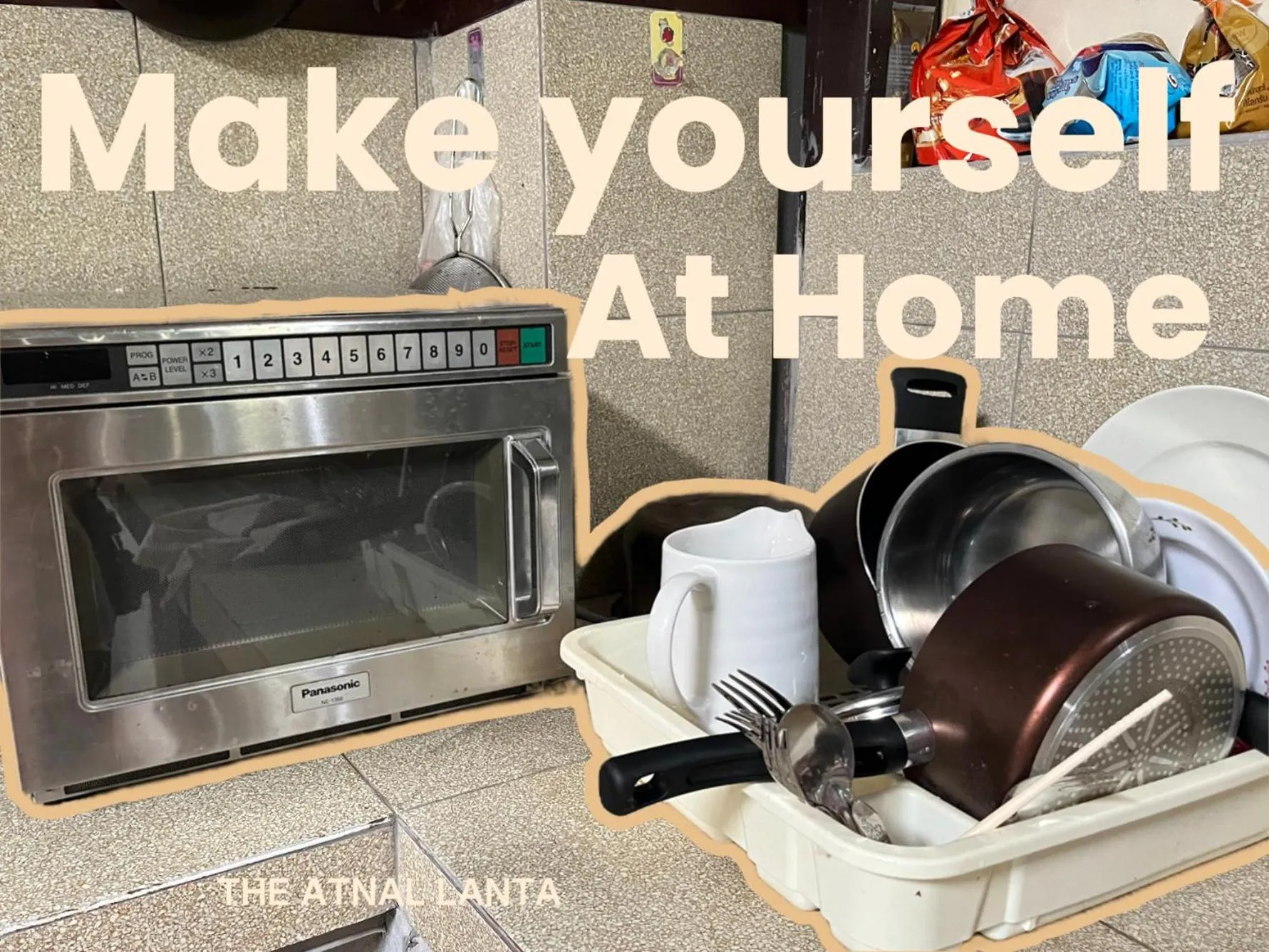 microwave in The Atnal Lanta Budget and Eco Friendly hotel in Koh Lanta