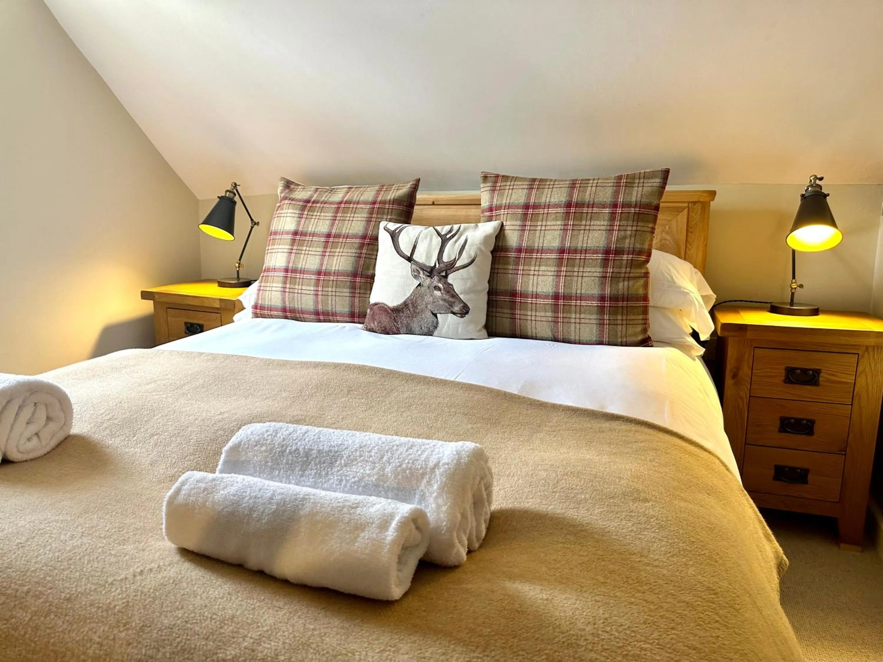 Bed in The Manor at Abberley