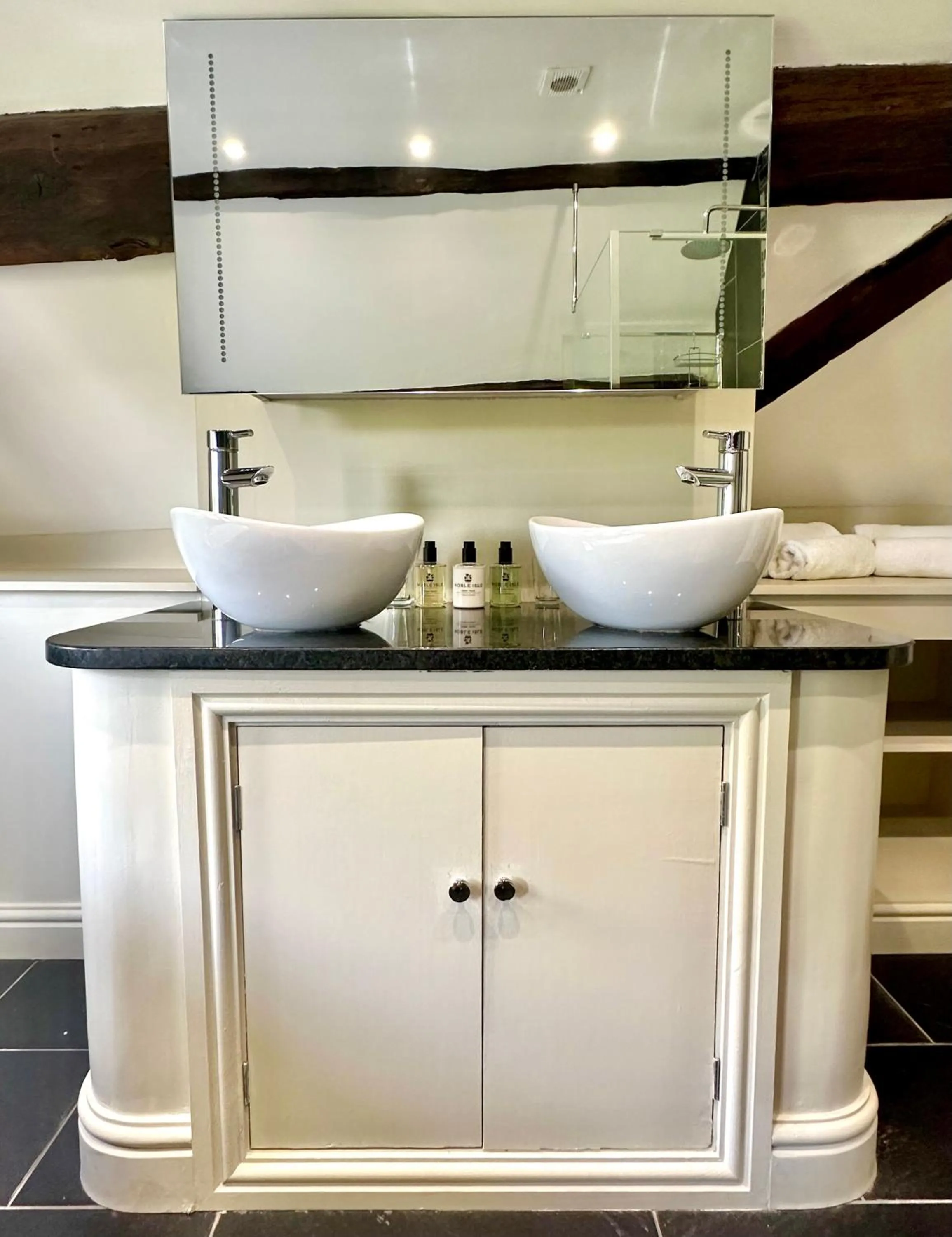 Shower in The Manor at Abberley