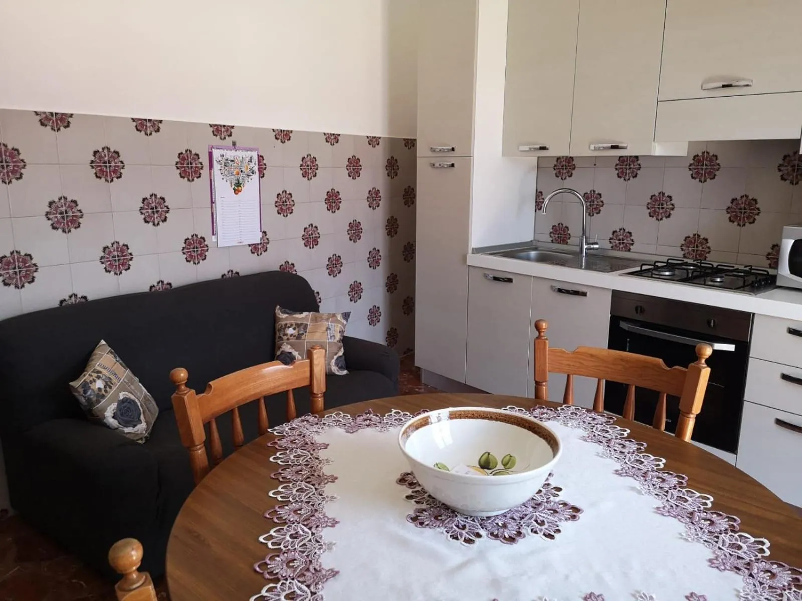 Apartment with Balcony in Casa Catena