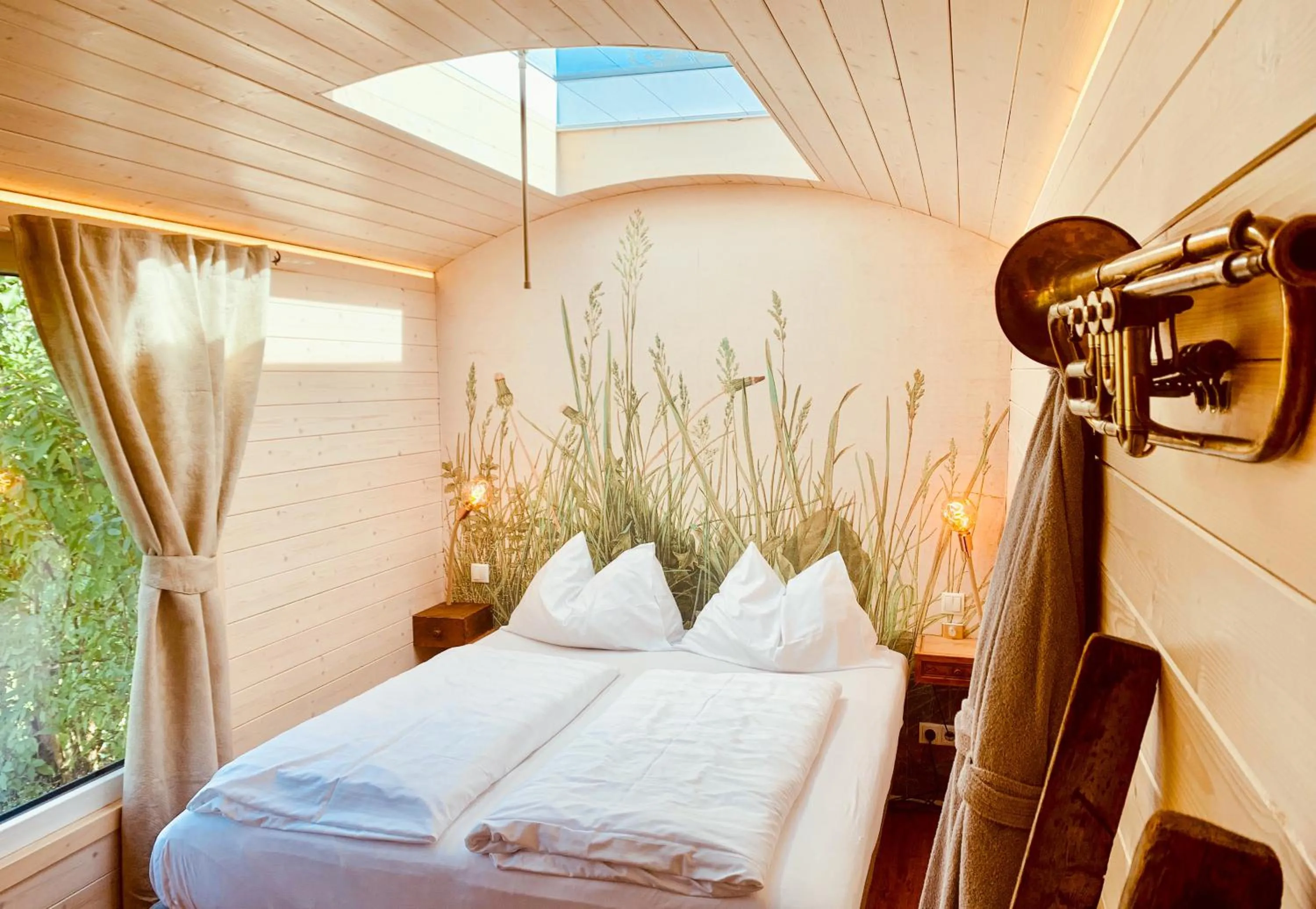 Photo of the whole room, Bed in Das Franzl - Bett & Brot