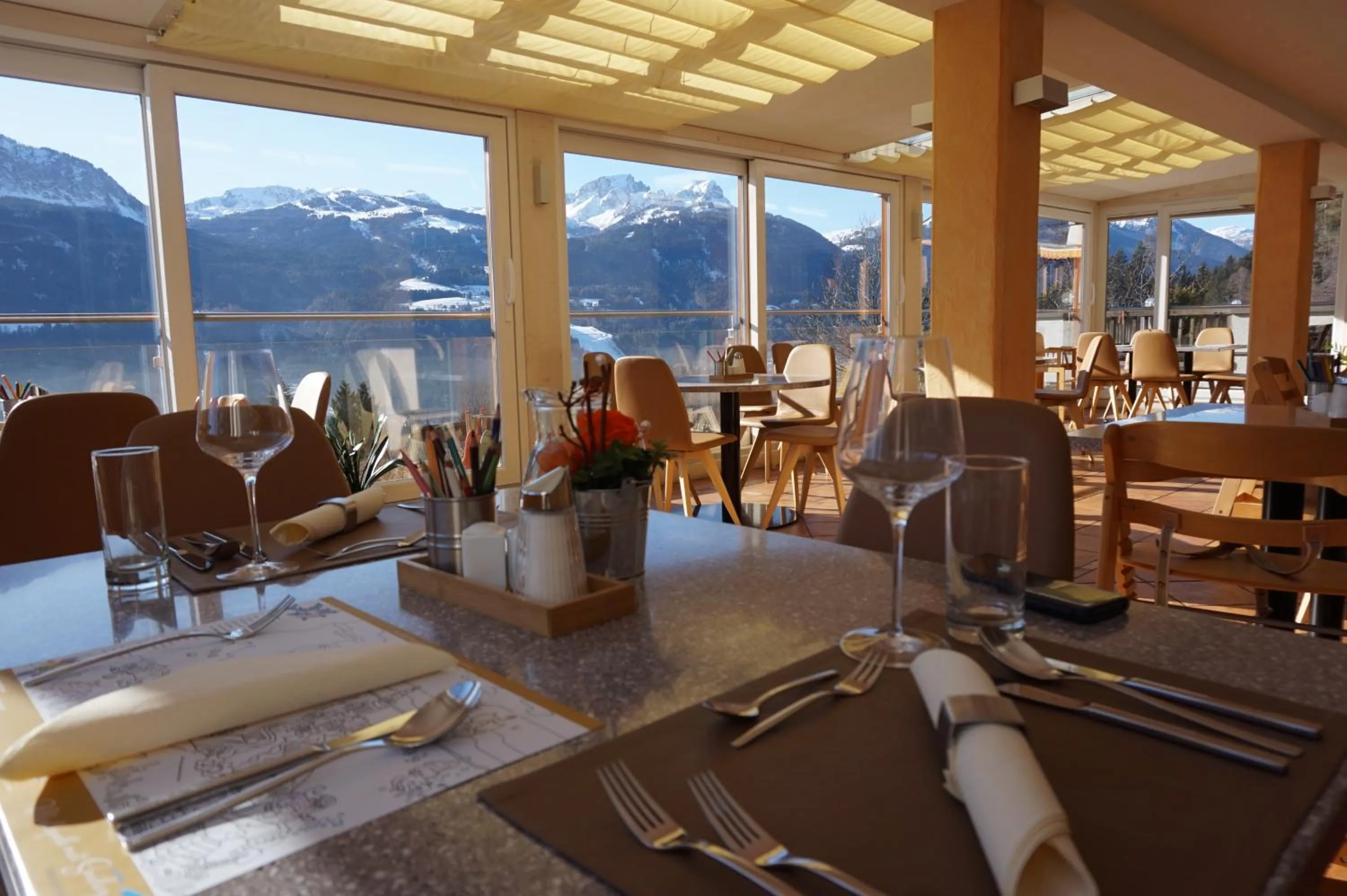 Restaurant/places to eat in nawu apartments & Restaurant