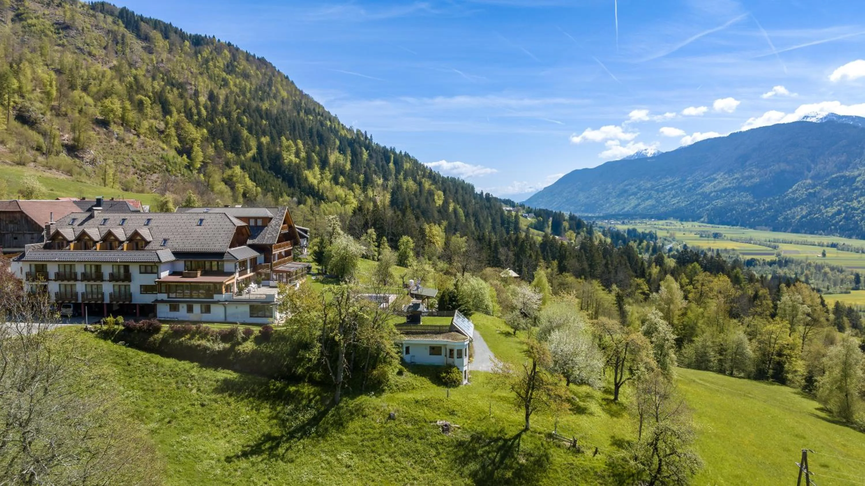 Property building in nawu apartments & Restaurant