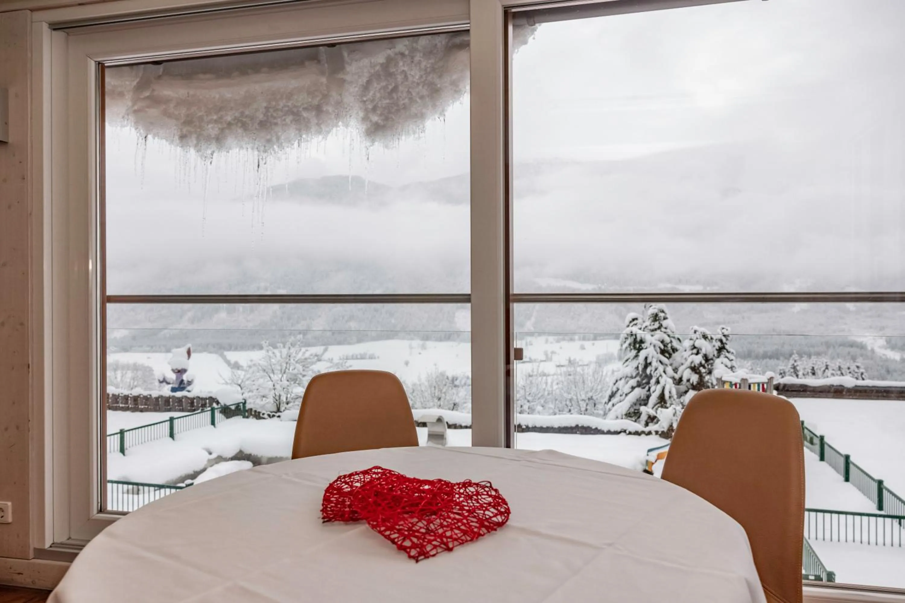 Restaurant/places to eat in nawu apartments & Restaurant