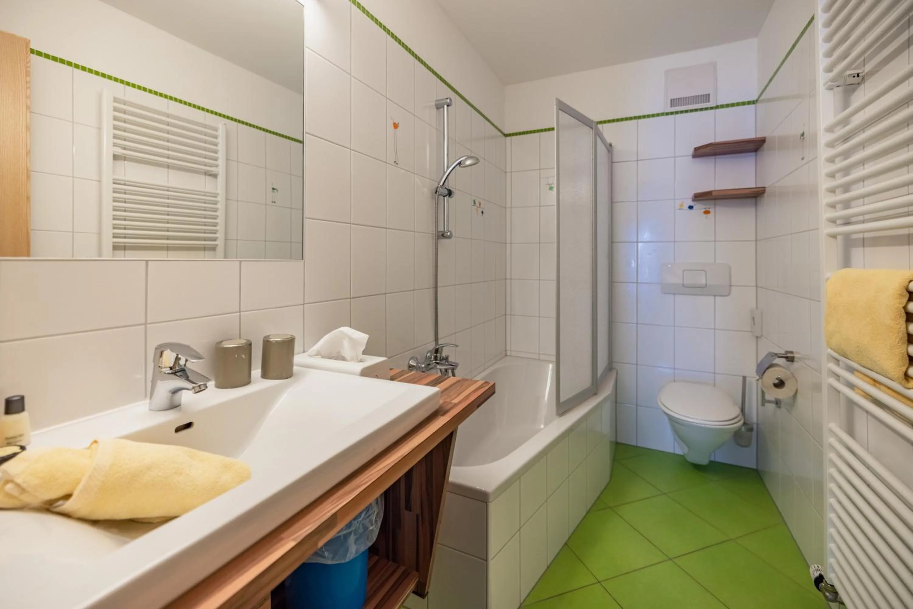 Shower in nawu apartments & Restaurant