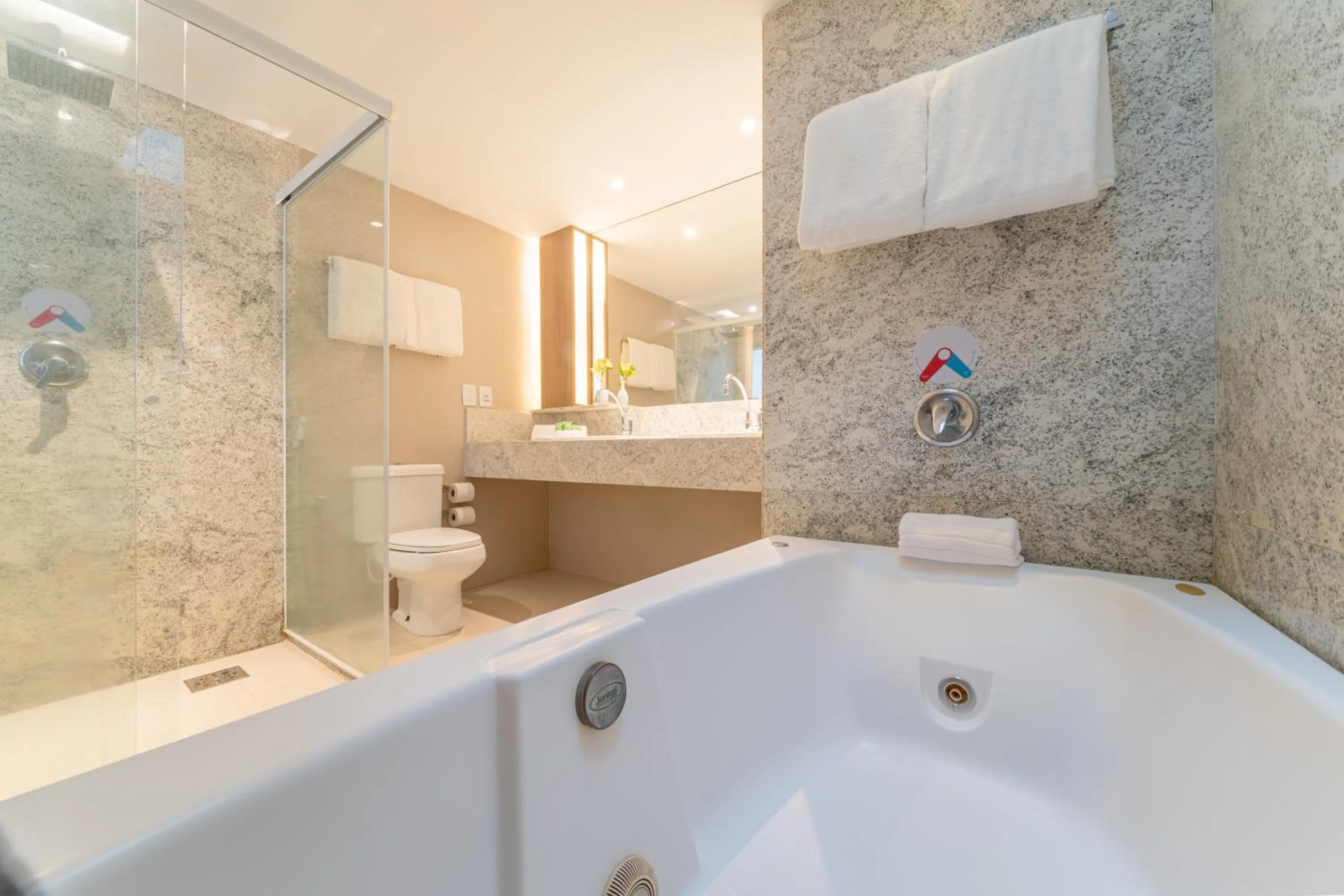 Bath in Beach Park Resort - Oceani