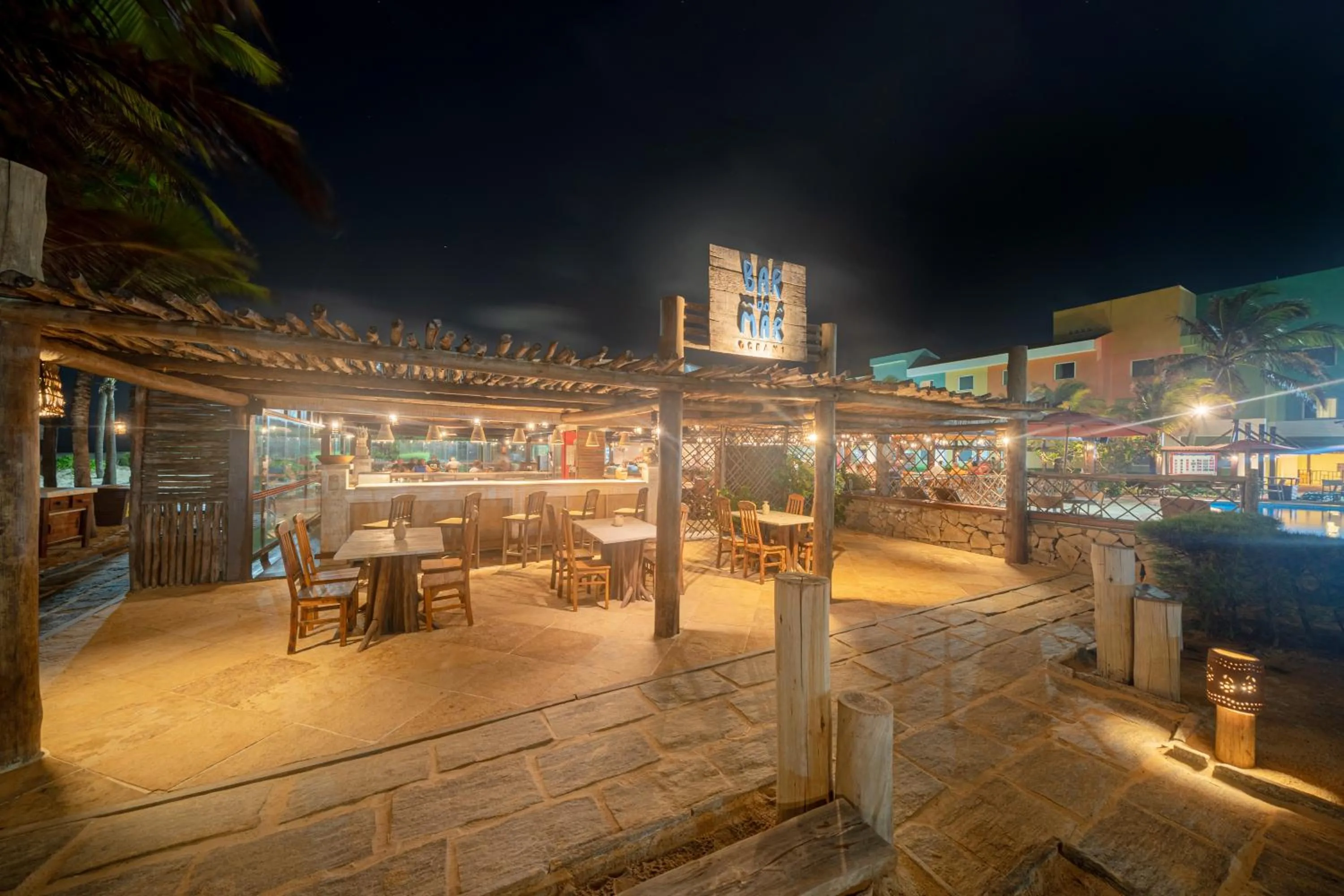 Restaurant/places to eat in Beach Park Resort - Oceani