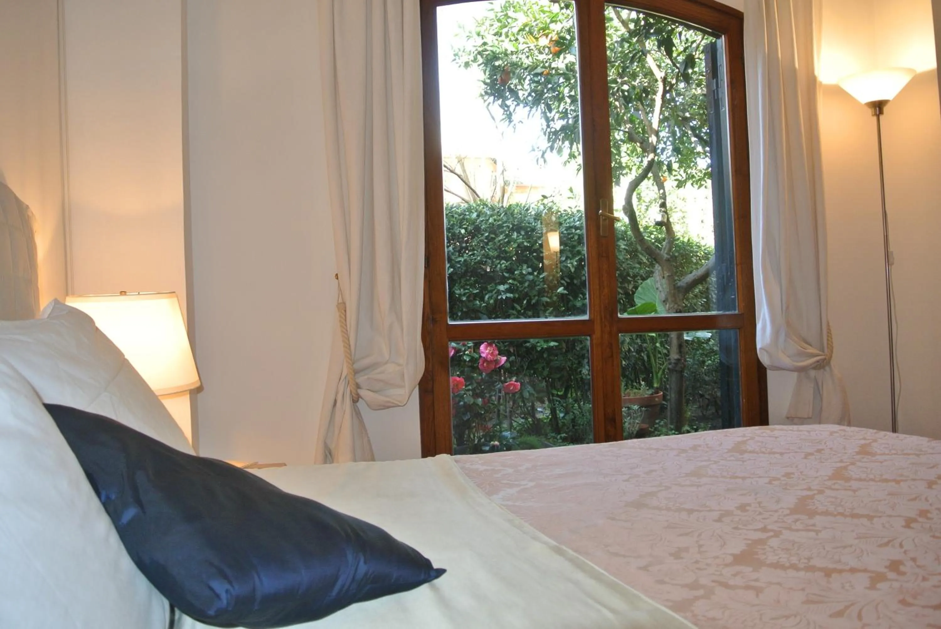 View (from property/room), Bed in The Palatine Garden Apartment
