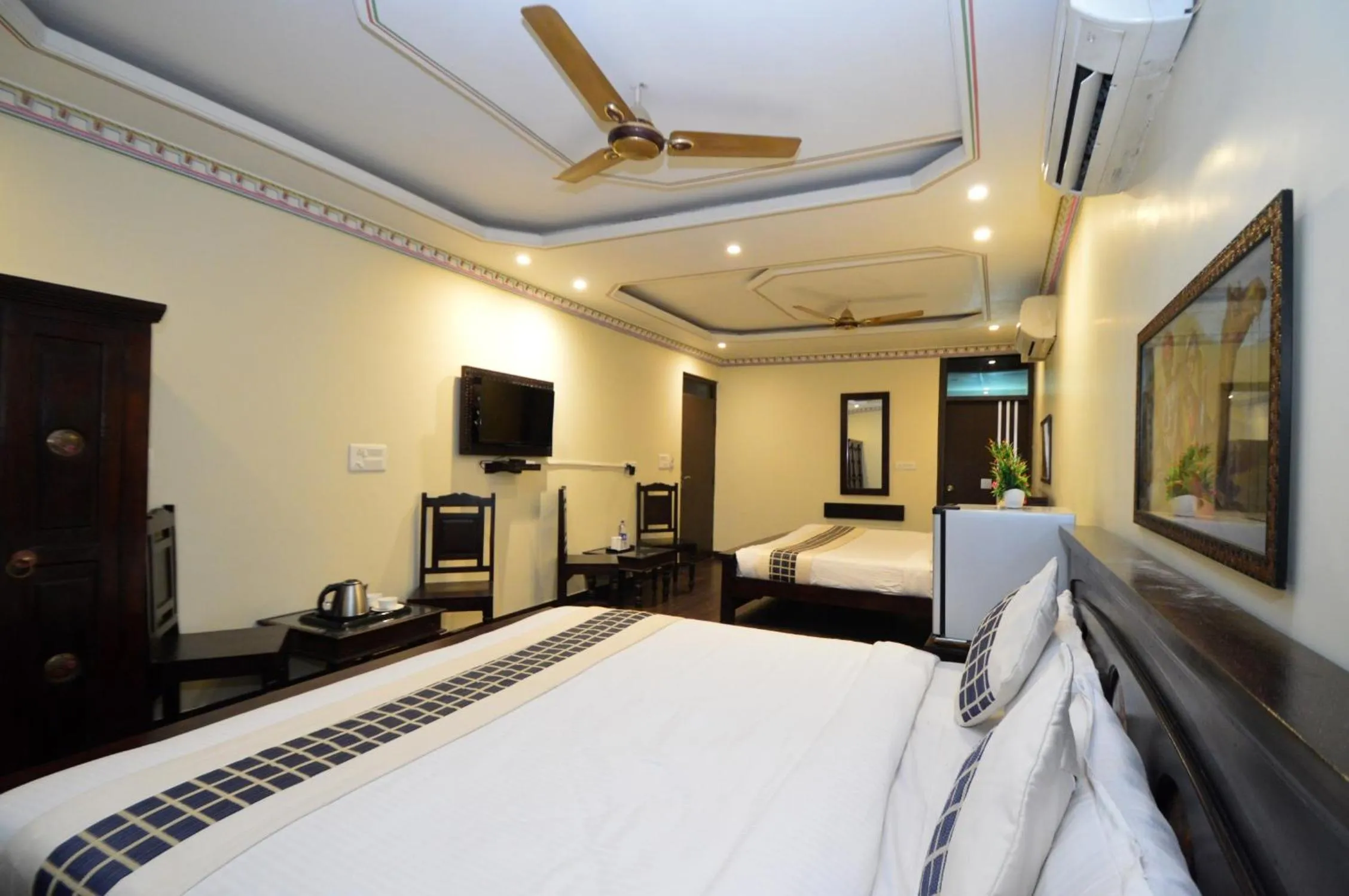 Photo of the whole room, Bed in Hotel Surya Garh