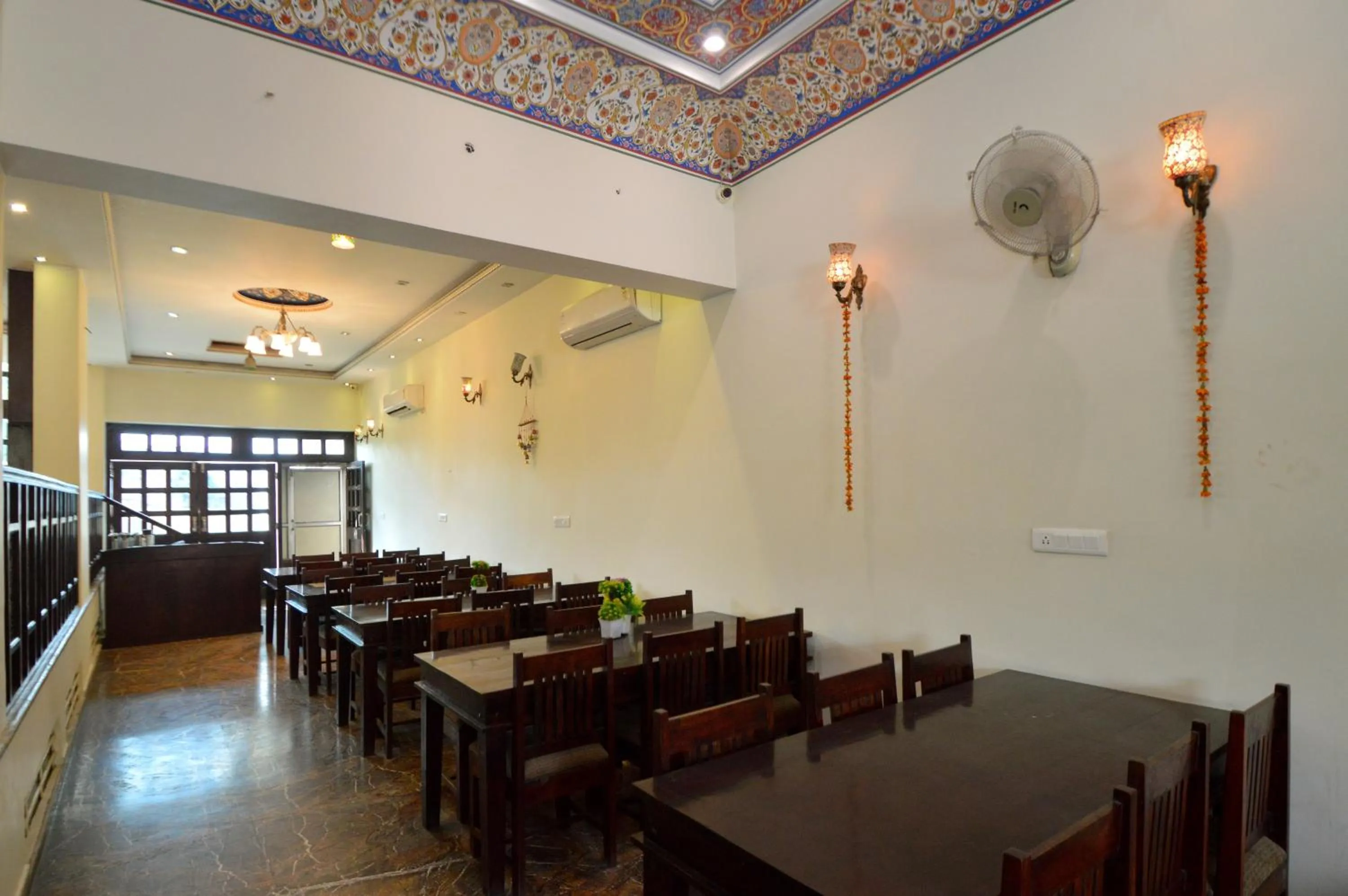 Dining area in Hotel Surya Garh