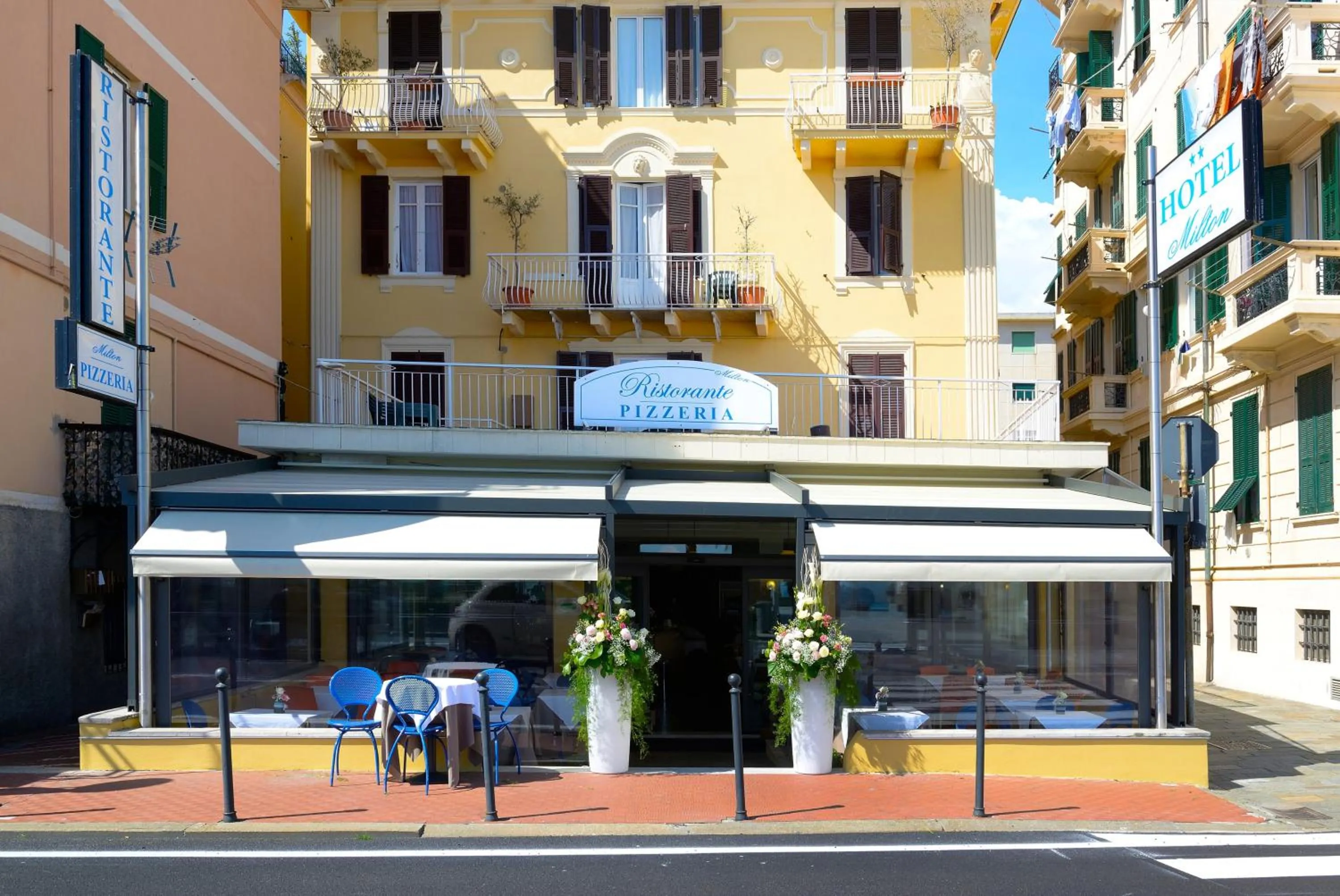 Facade/entrance in Hotel Ristorante Milton
