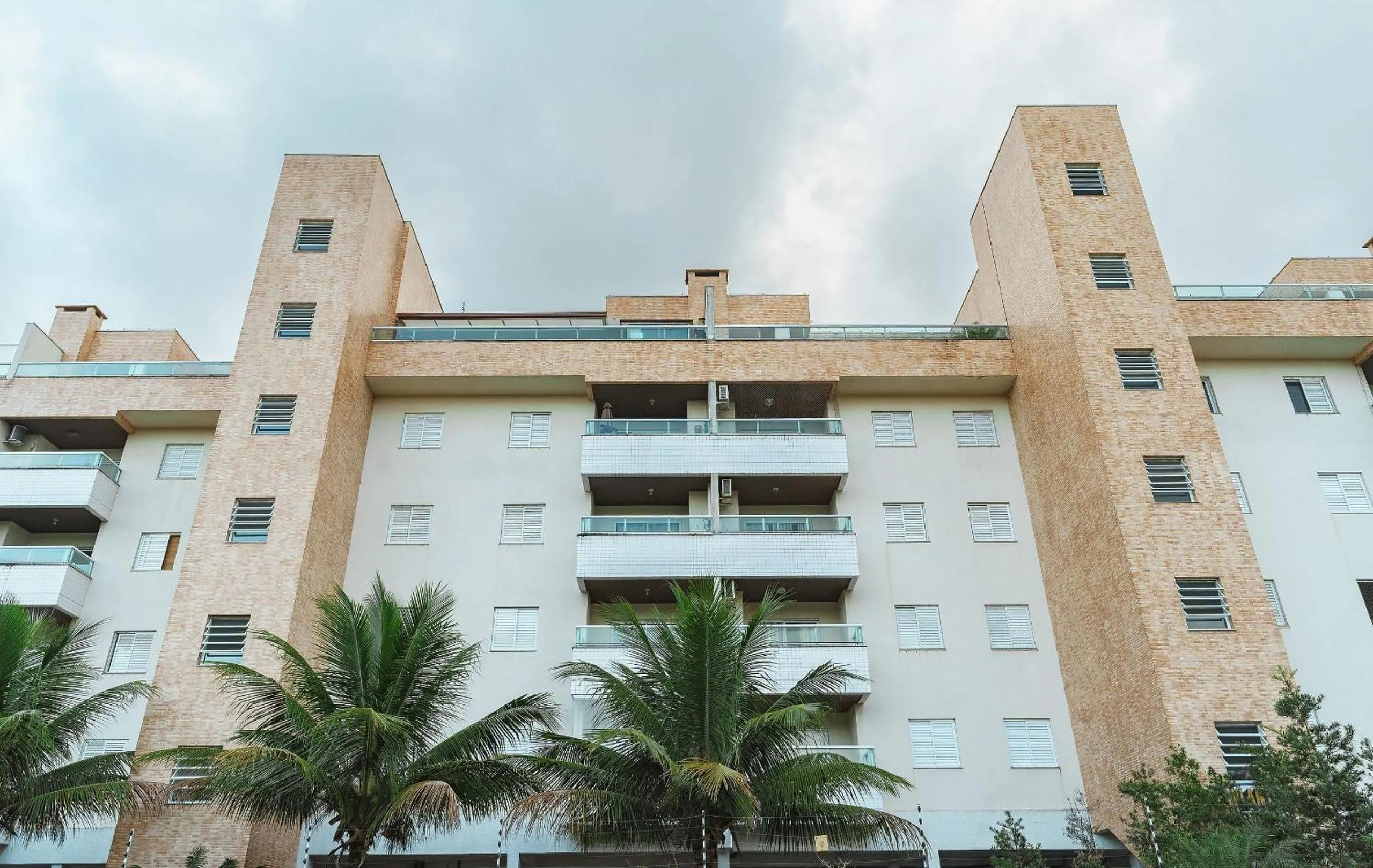 Apto Ubatuba c/ Churrasqueira e Piscina