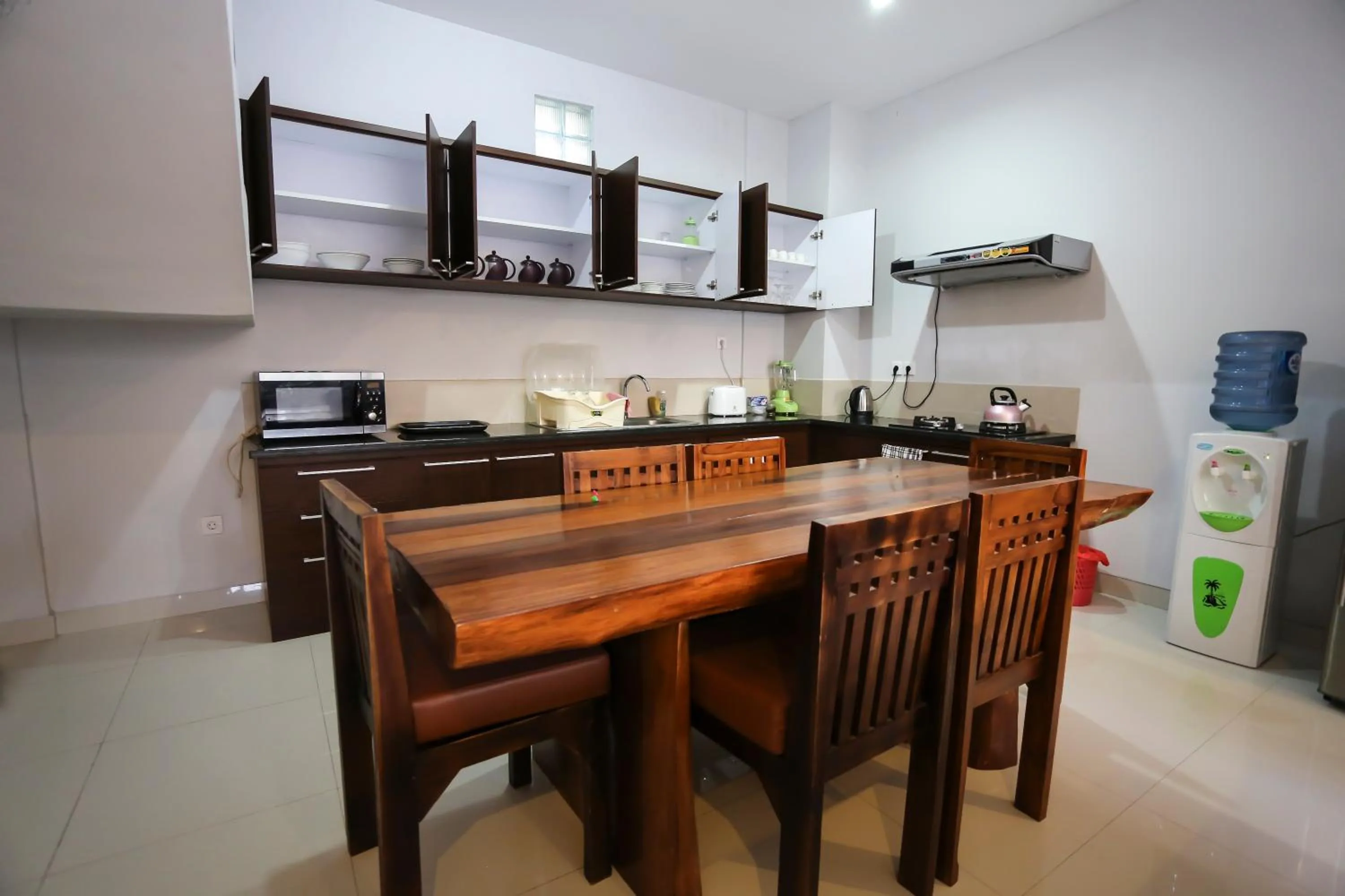 Kitchen or kitchenette in Nyoman Villa Sanur