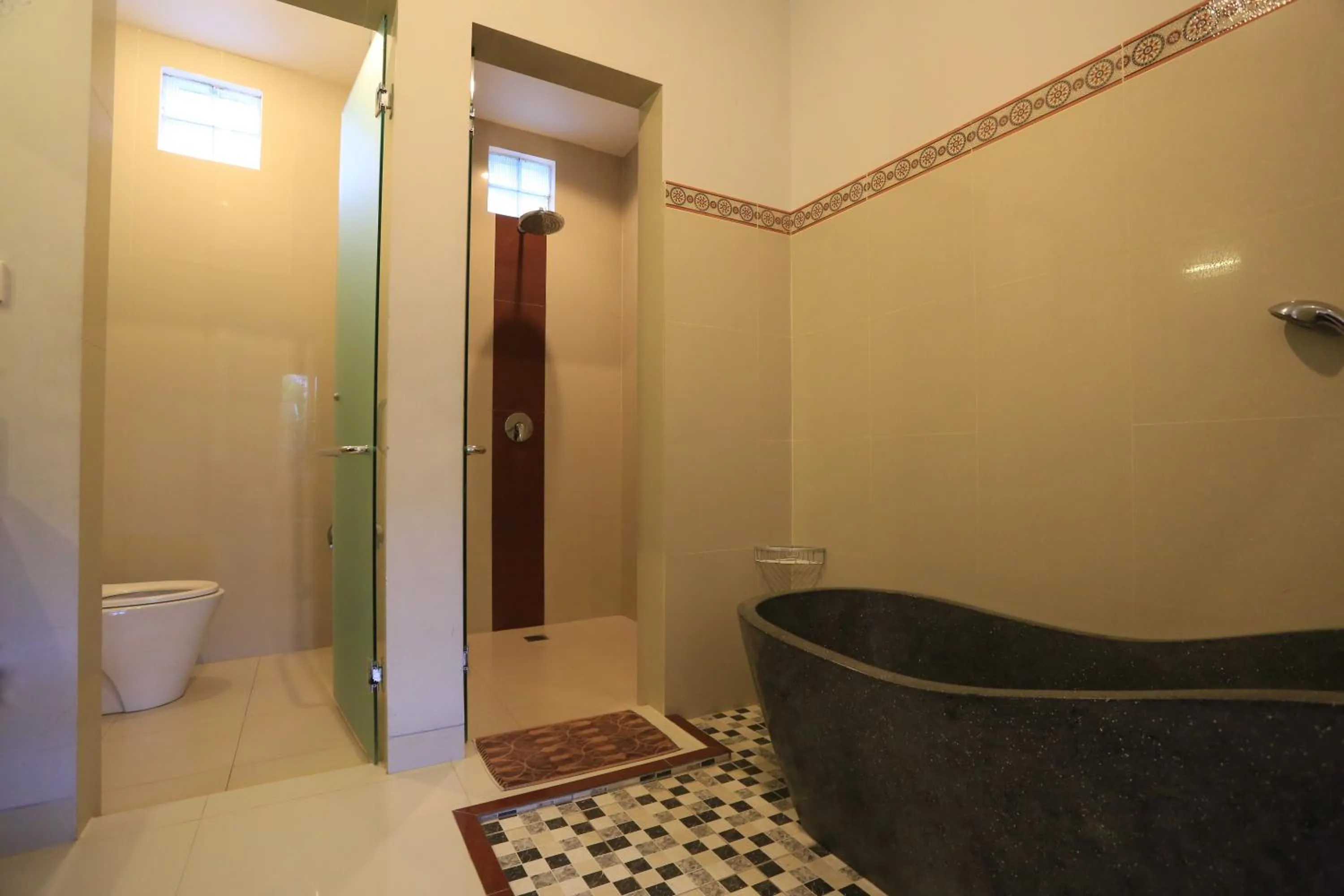 Shower in Nyoman Villa Sanur