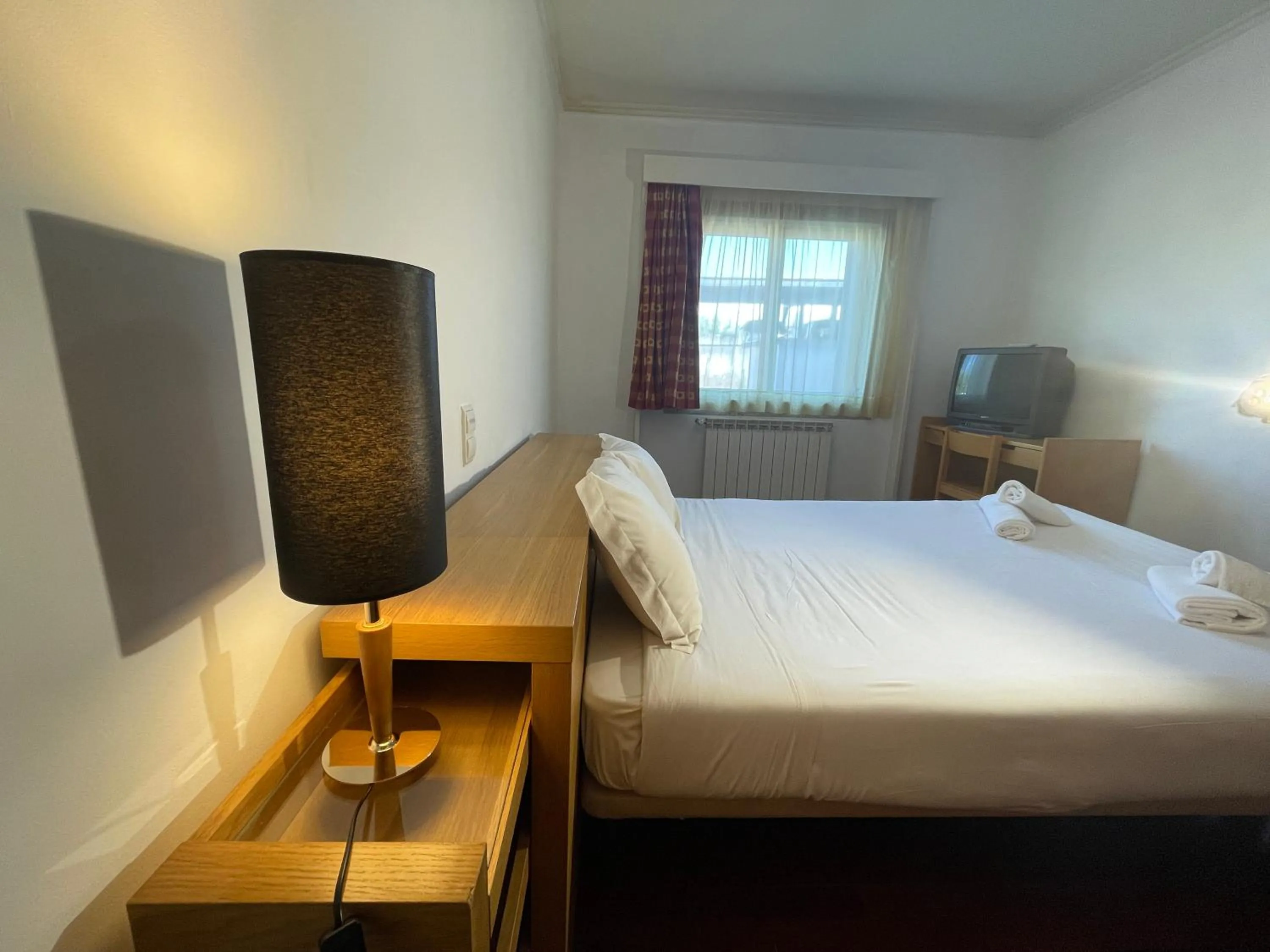 Bedroom, Bed in HI Bragança – Pousada de Juventude