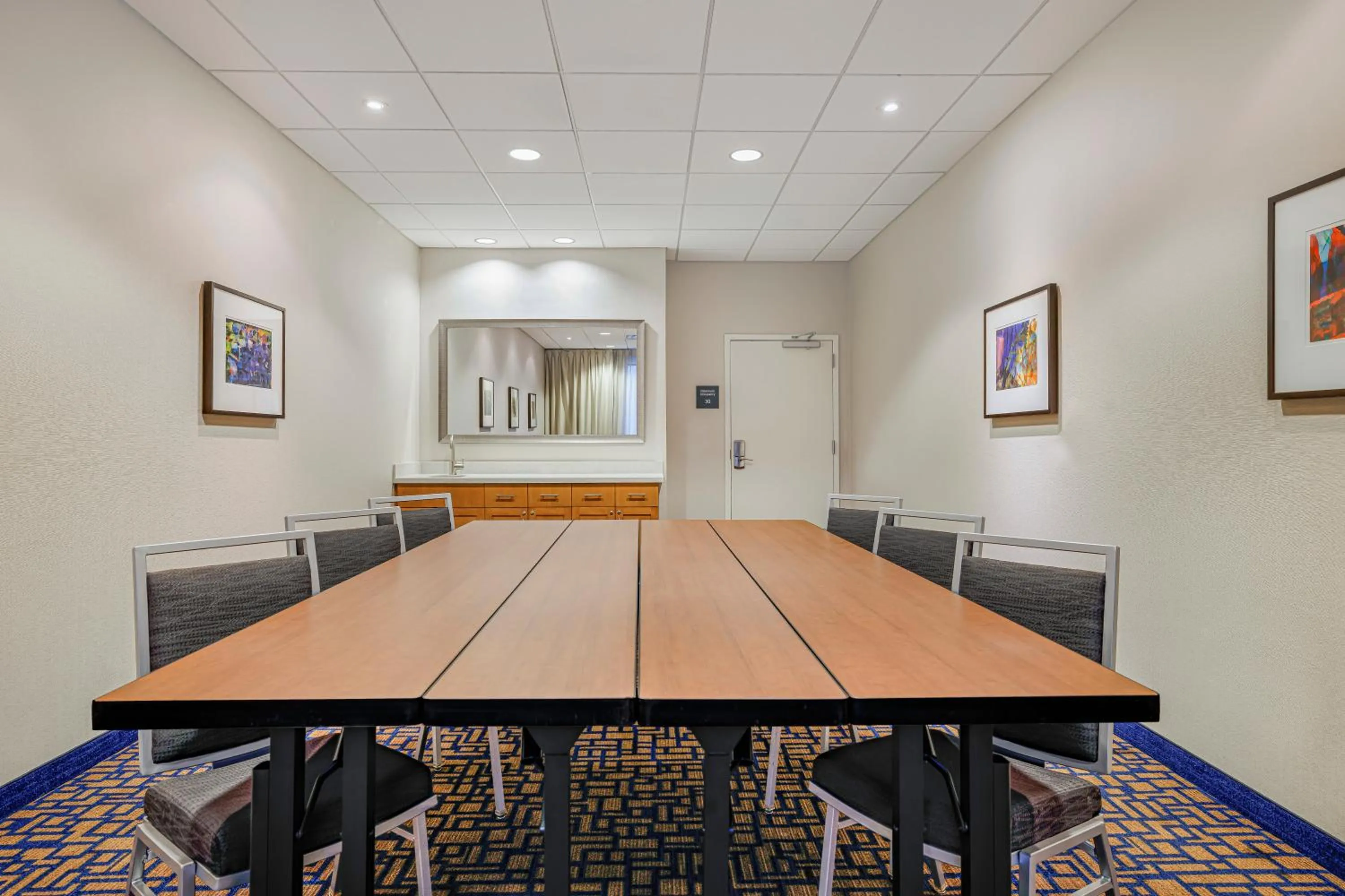 Meeting/conference room in Hampton Inn & Suites Dallas/Plano-East