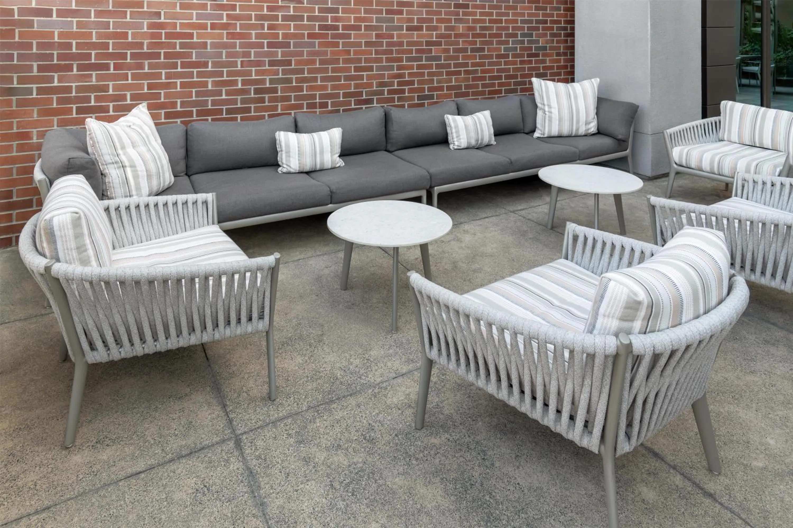 Patio in Homewood Suites by Hilton Palo Alto