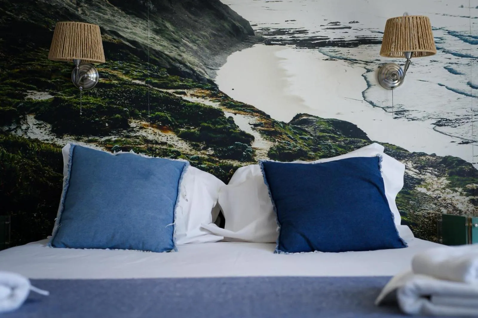 Bed in HI Arrifana Destination Hostel