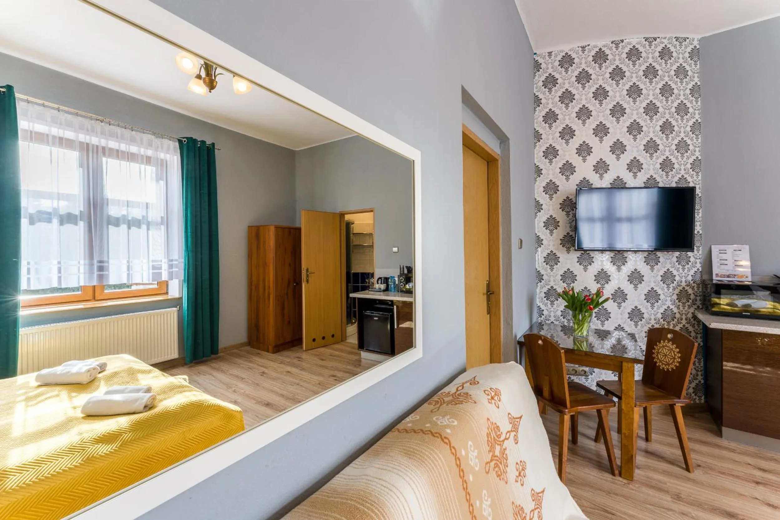 Photo of the whole room in Willa Zakopiańczyk