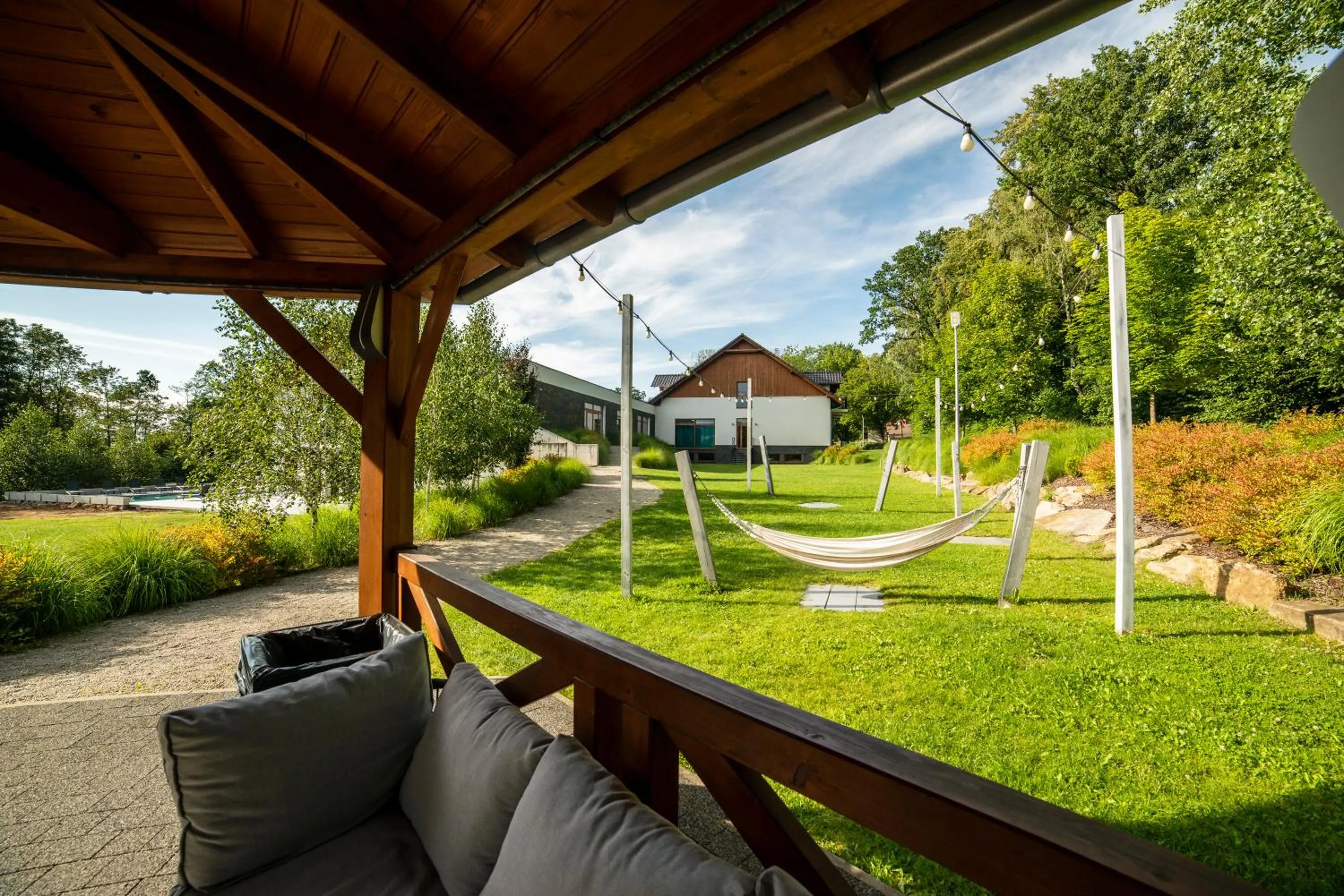 Patio in Aspen Prime Ski & Bike Resort - basen, sauna, jacuzzi, siłownia w cenie pobytu