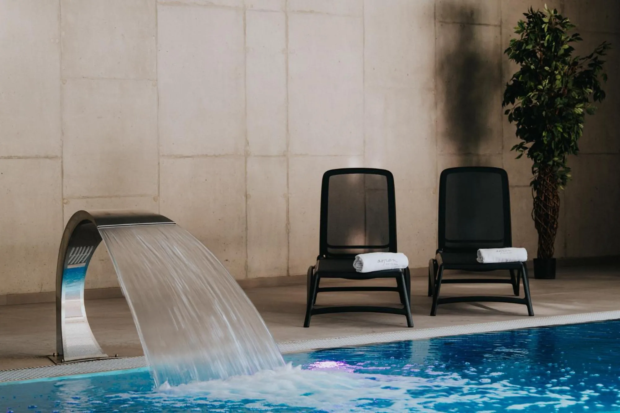 Swimming pool in Aspen Prime Ski & Bike Resort - basen, sauna, jacuzzi, siłownia w cenie pobytu