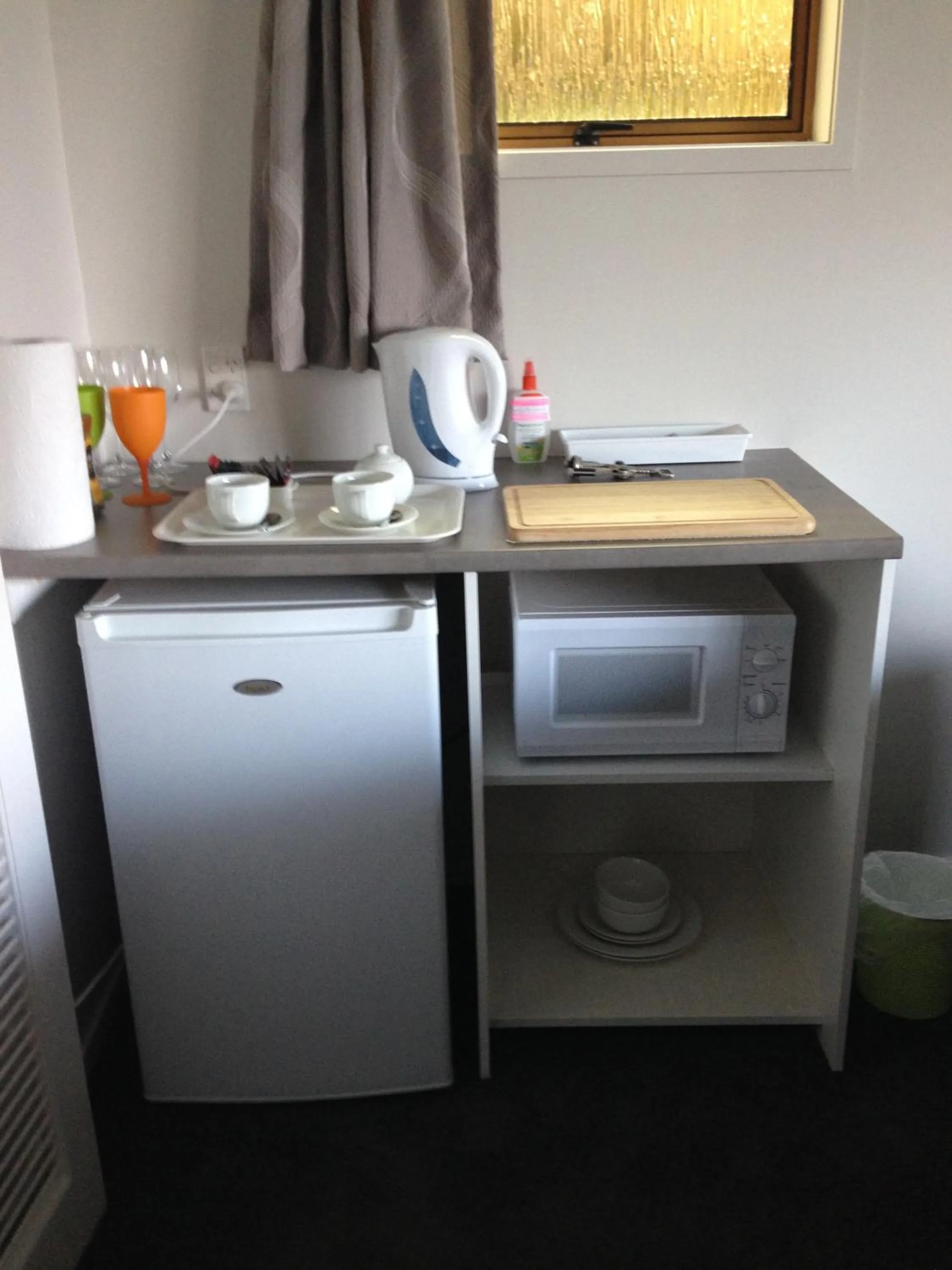 Coffee/tea facilities in Baywaterviews