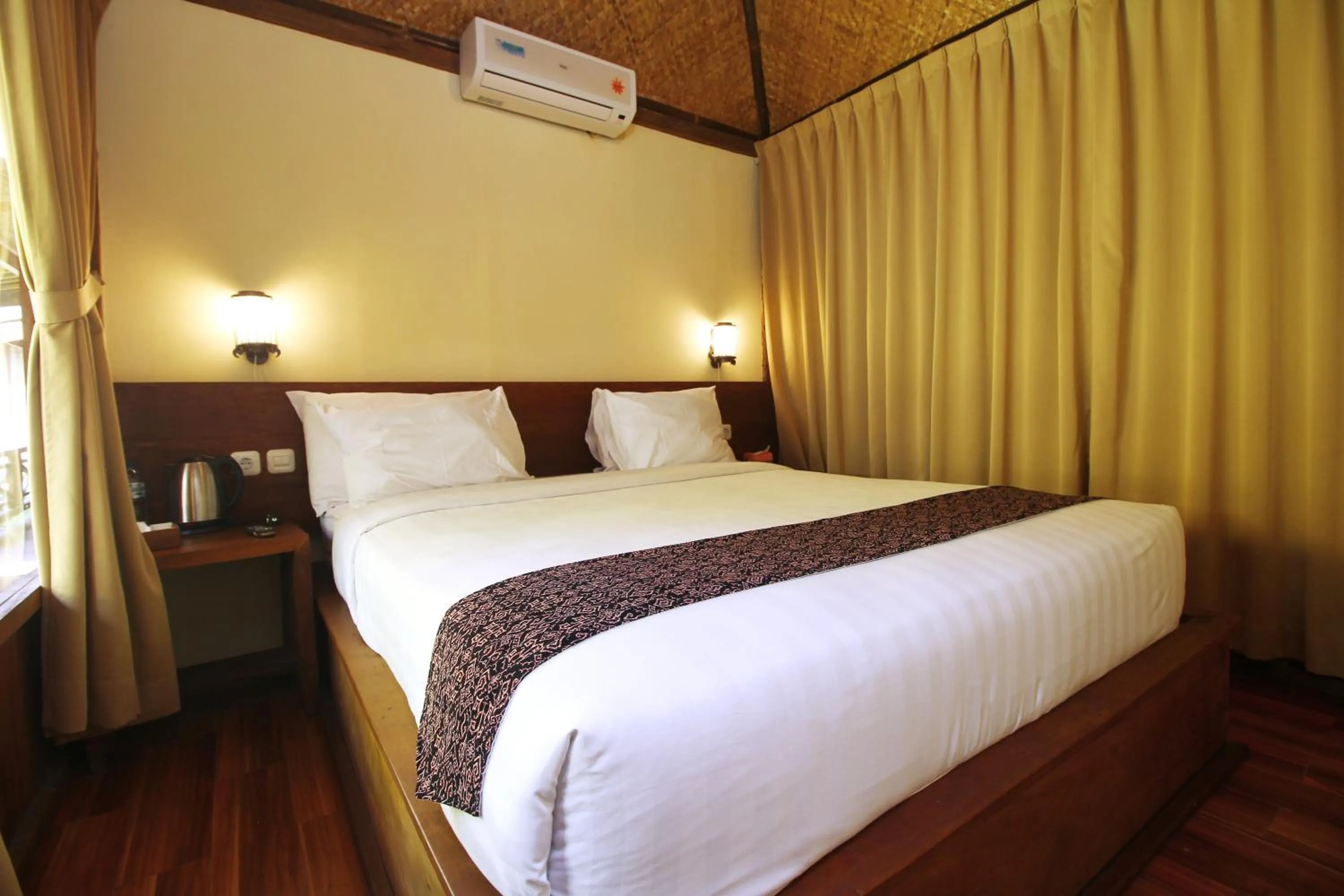 Bedroom, Bed in Cempaka Villa