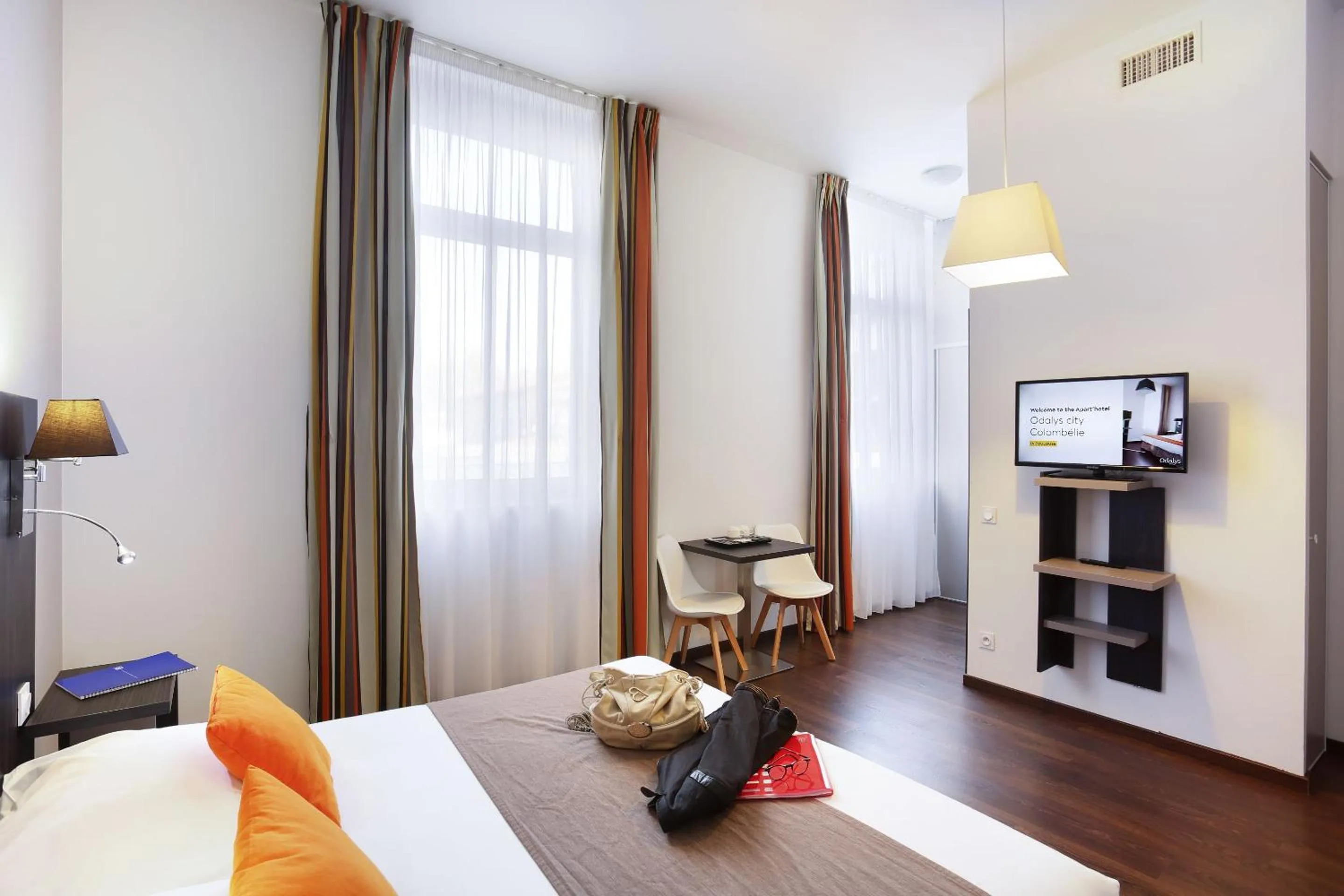 TV and multimedia, Bed in Appart Hotel Odalys City Toulouse Colombélie