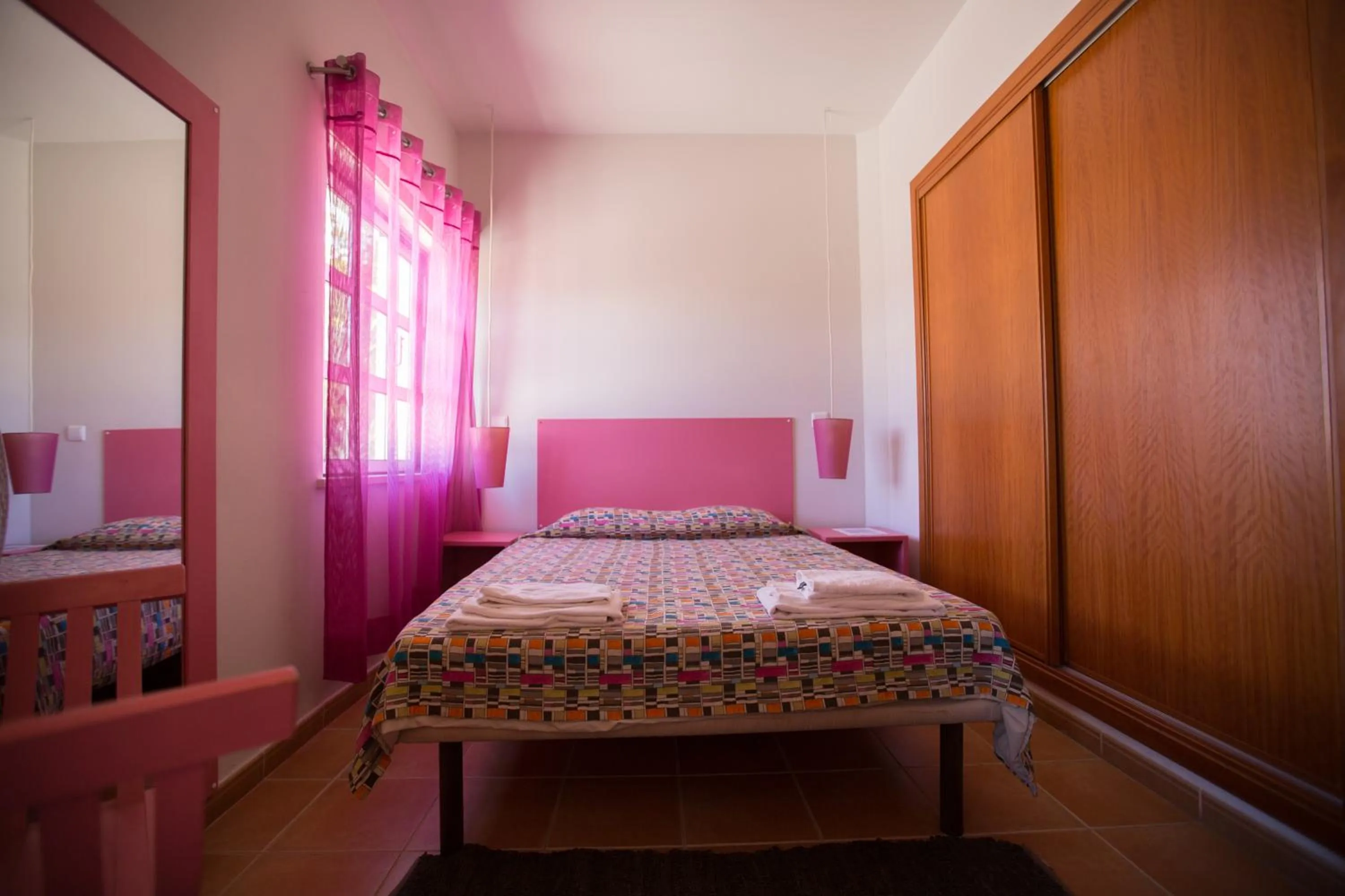 Bedroom, Bed in HI Portimão - Pousada de Juventude