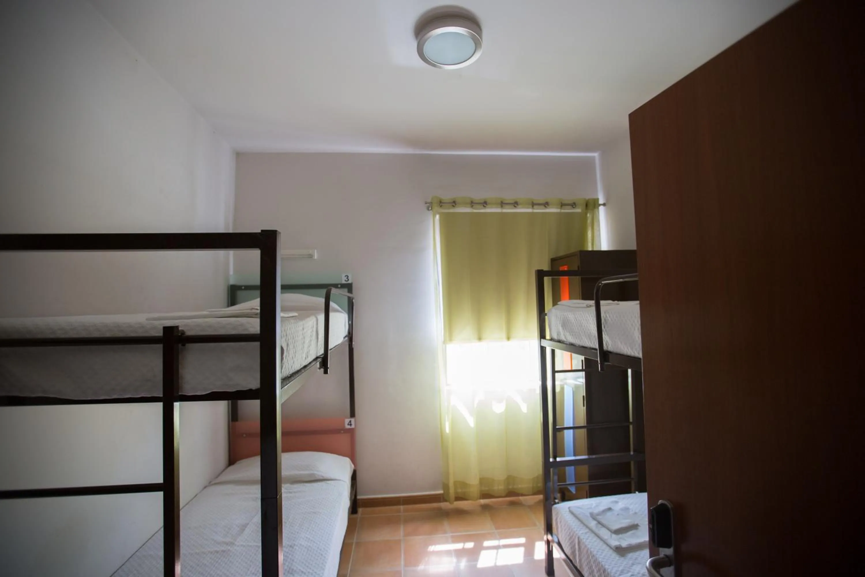 Bedroom, Bed in HI Portimão - Pousada de Juventude
