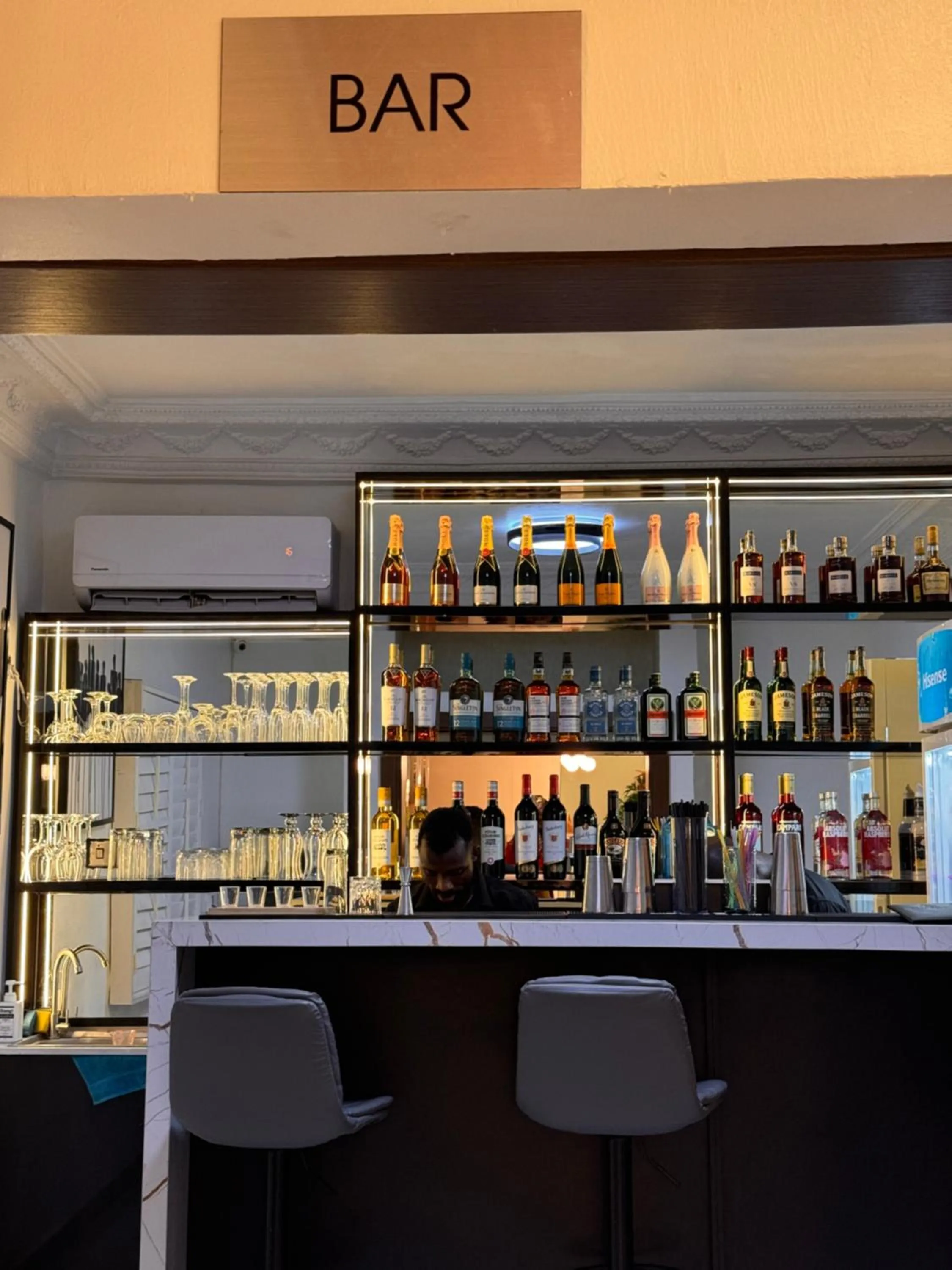 Tranquil Oasis Hotel