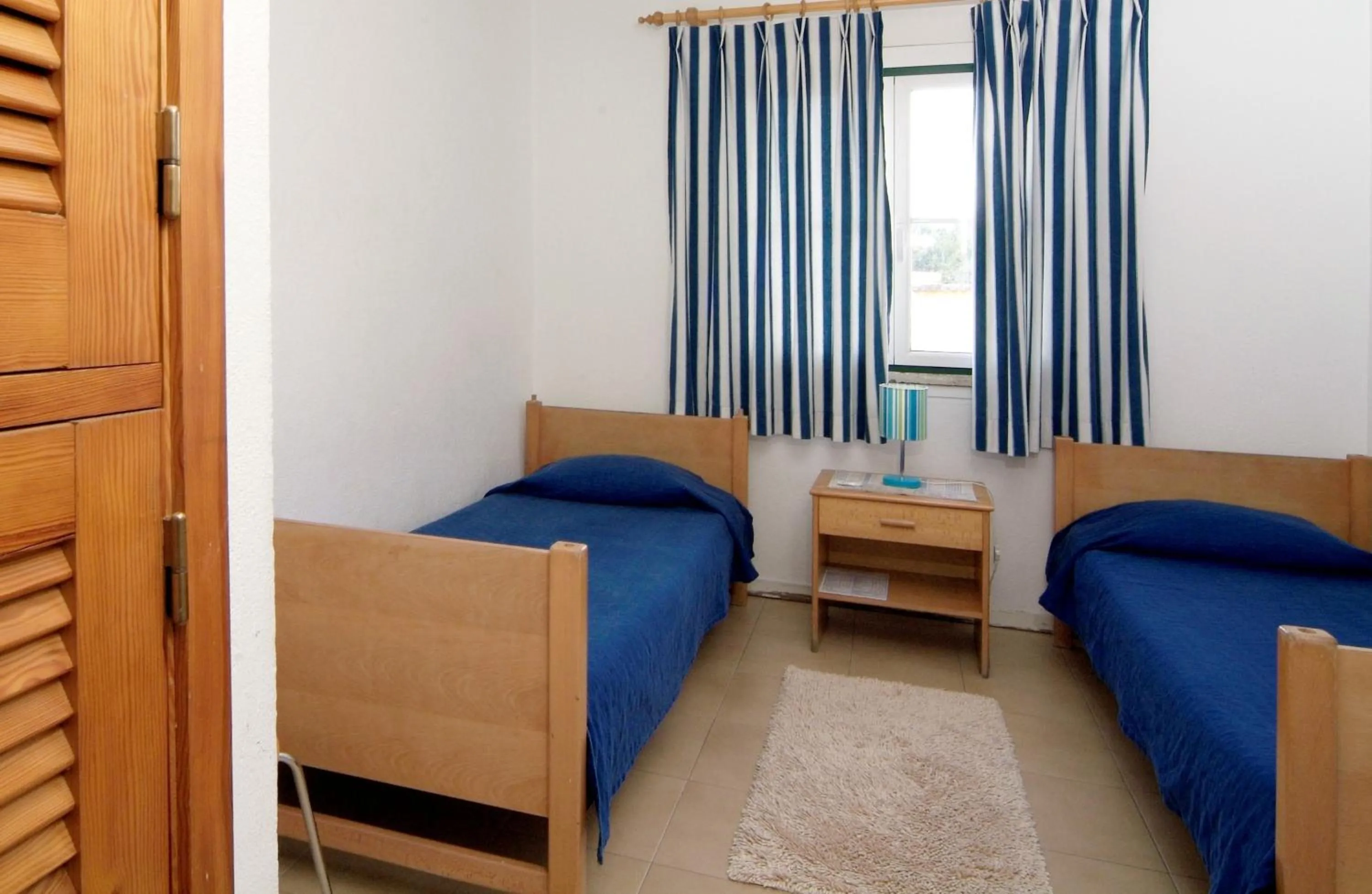 Bedroom, Bed in HI Oeiras – Pousada de Juventude