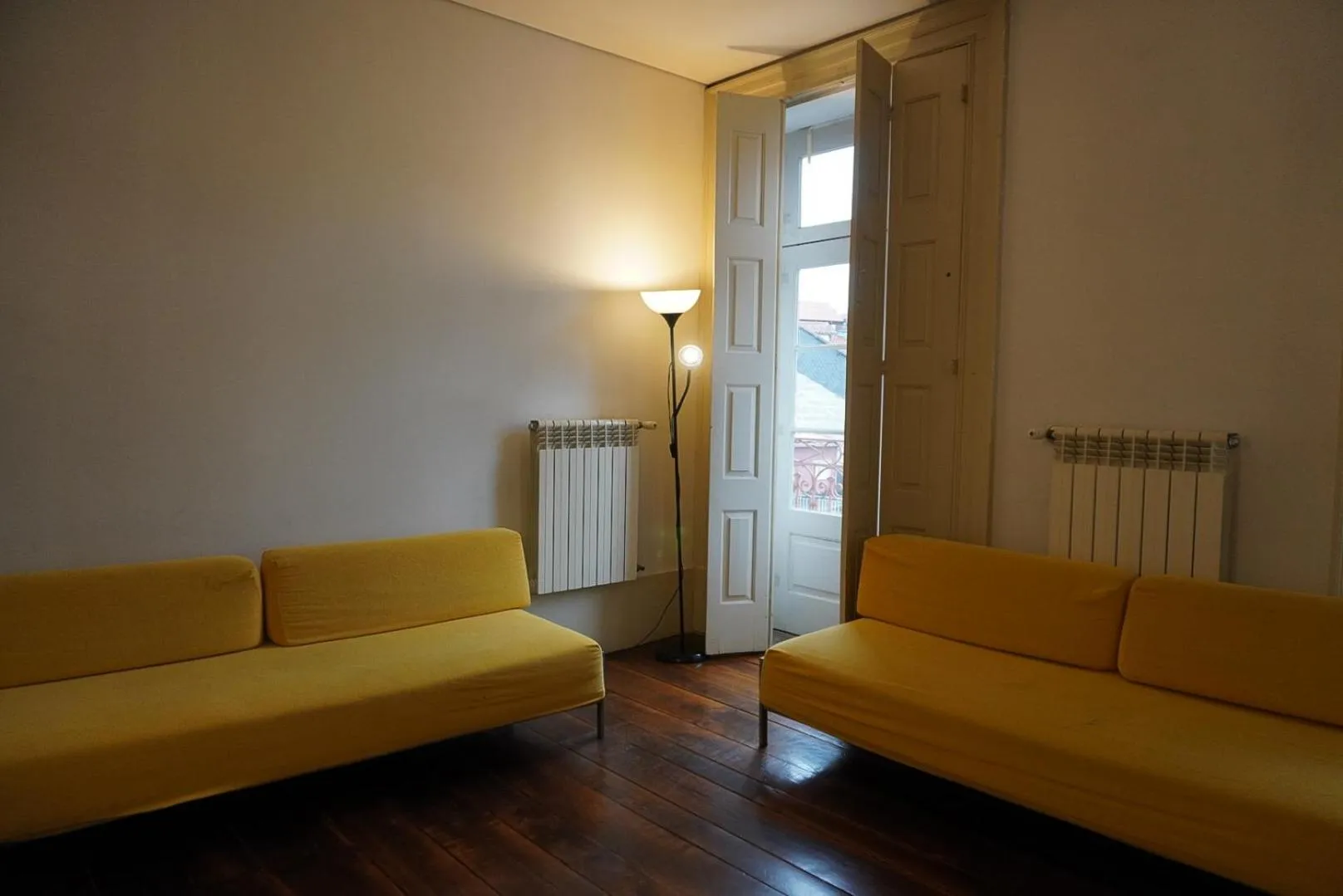 Living room in HI Guimaraes - Pousada de Juventude